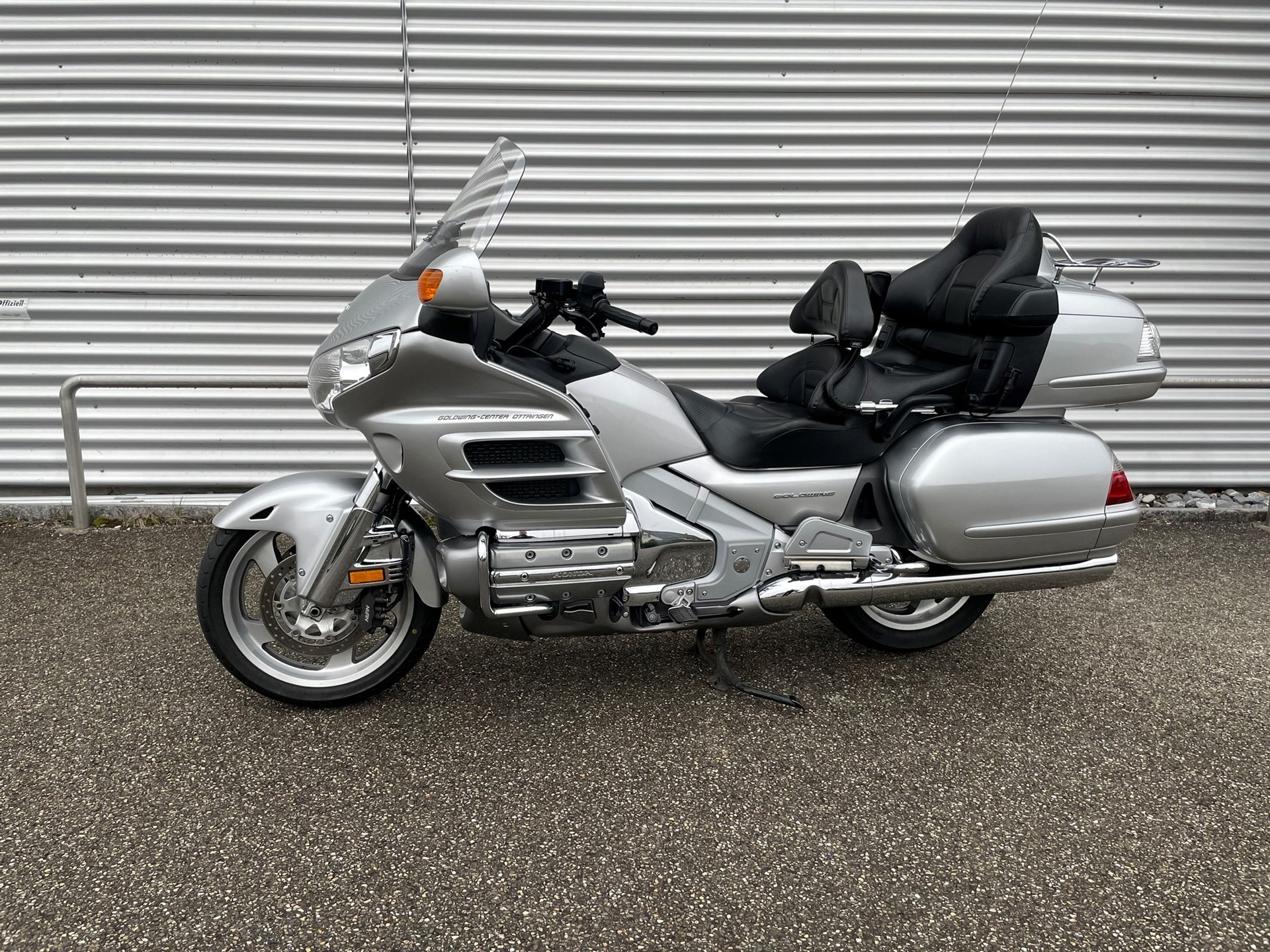 HONDA GL 1800 A Goldwing-image-8