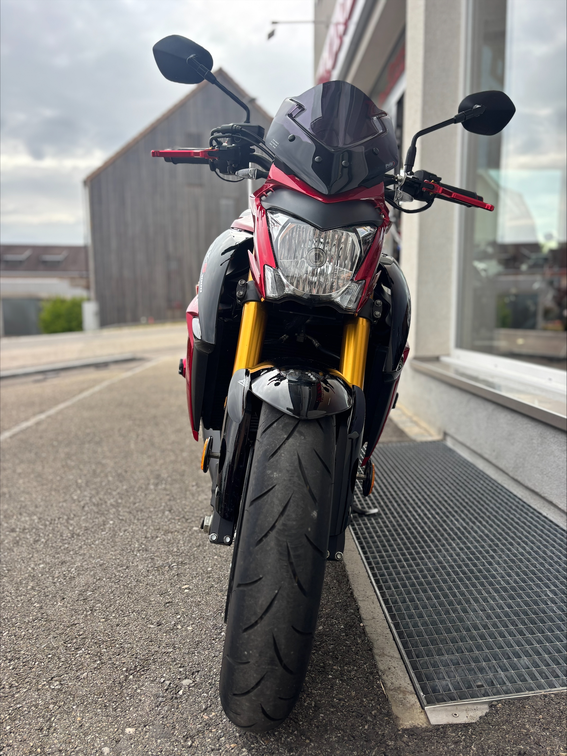 SUZUKI GSX-S 1000F Sport Touring ABS-showroom-element-1