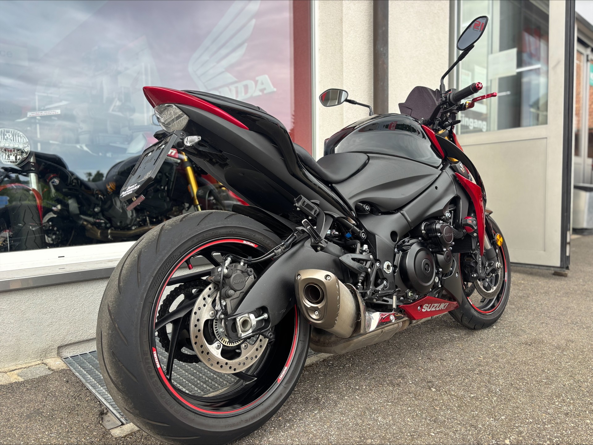 SUZUKI GSX-S 1000F Sport Touring ABS-showroom-element-3