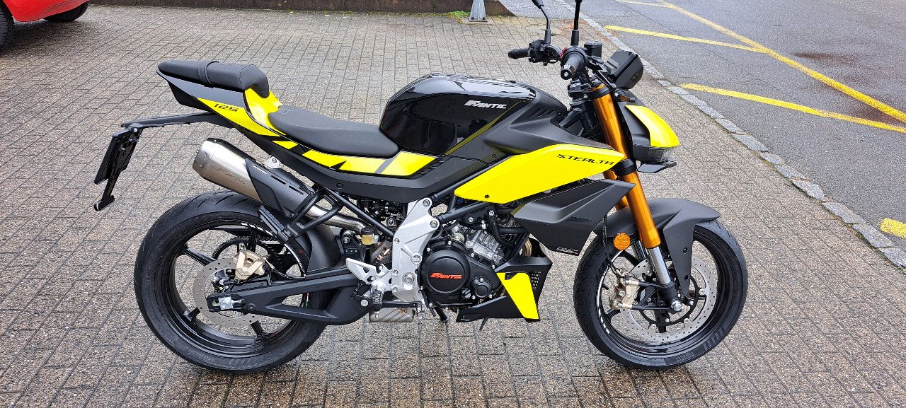 FANTIC STEALTH 125