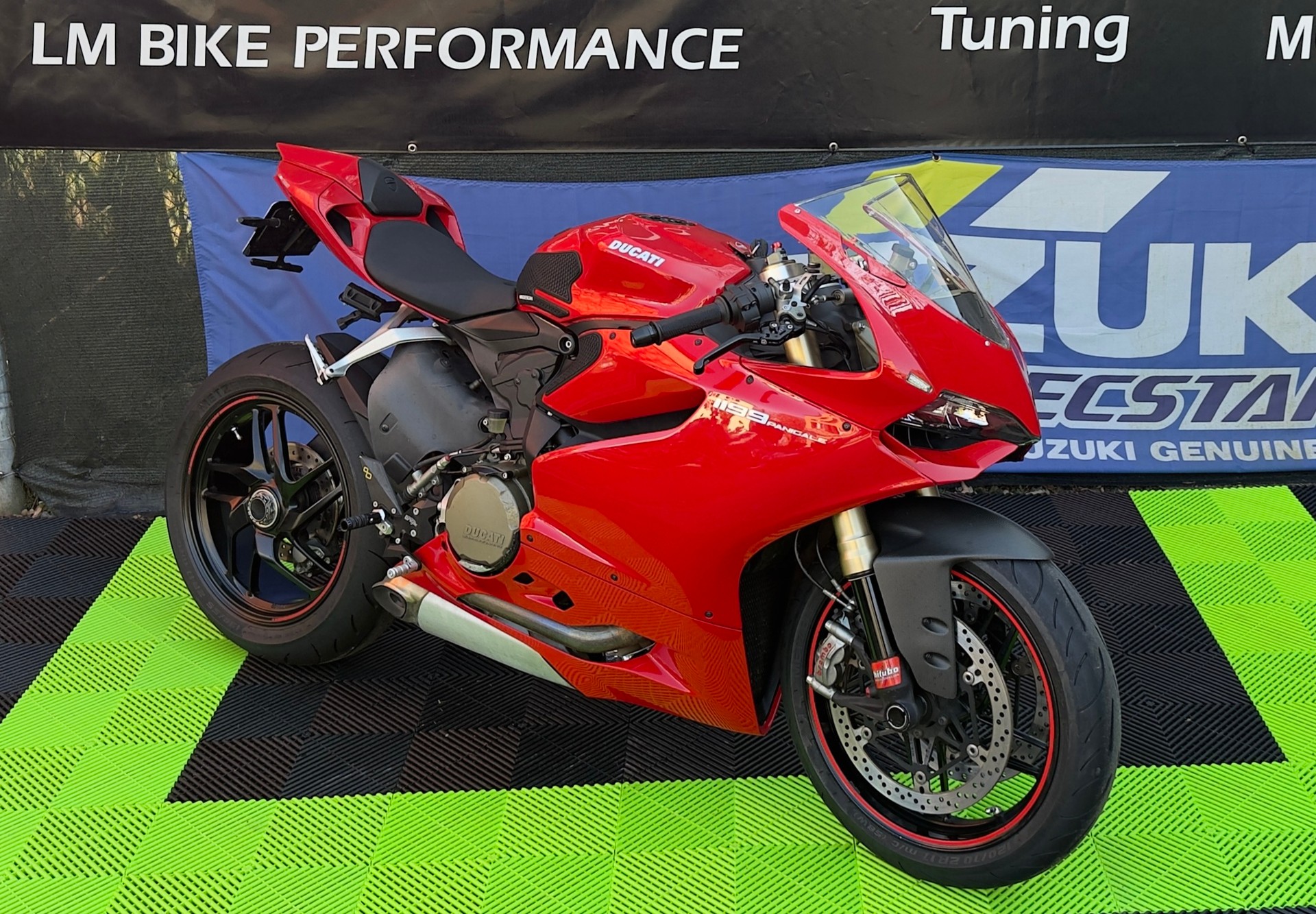 DUCATI Panigale 1199 ABS