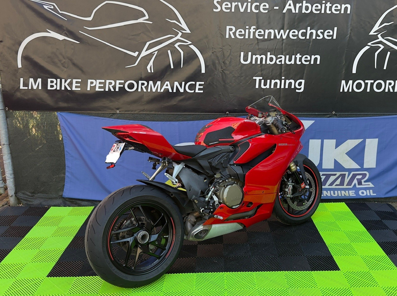 DUCATI Panigale 1199 ABS-showroom-element-3