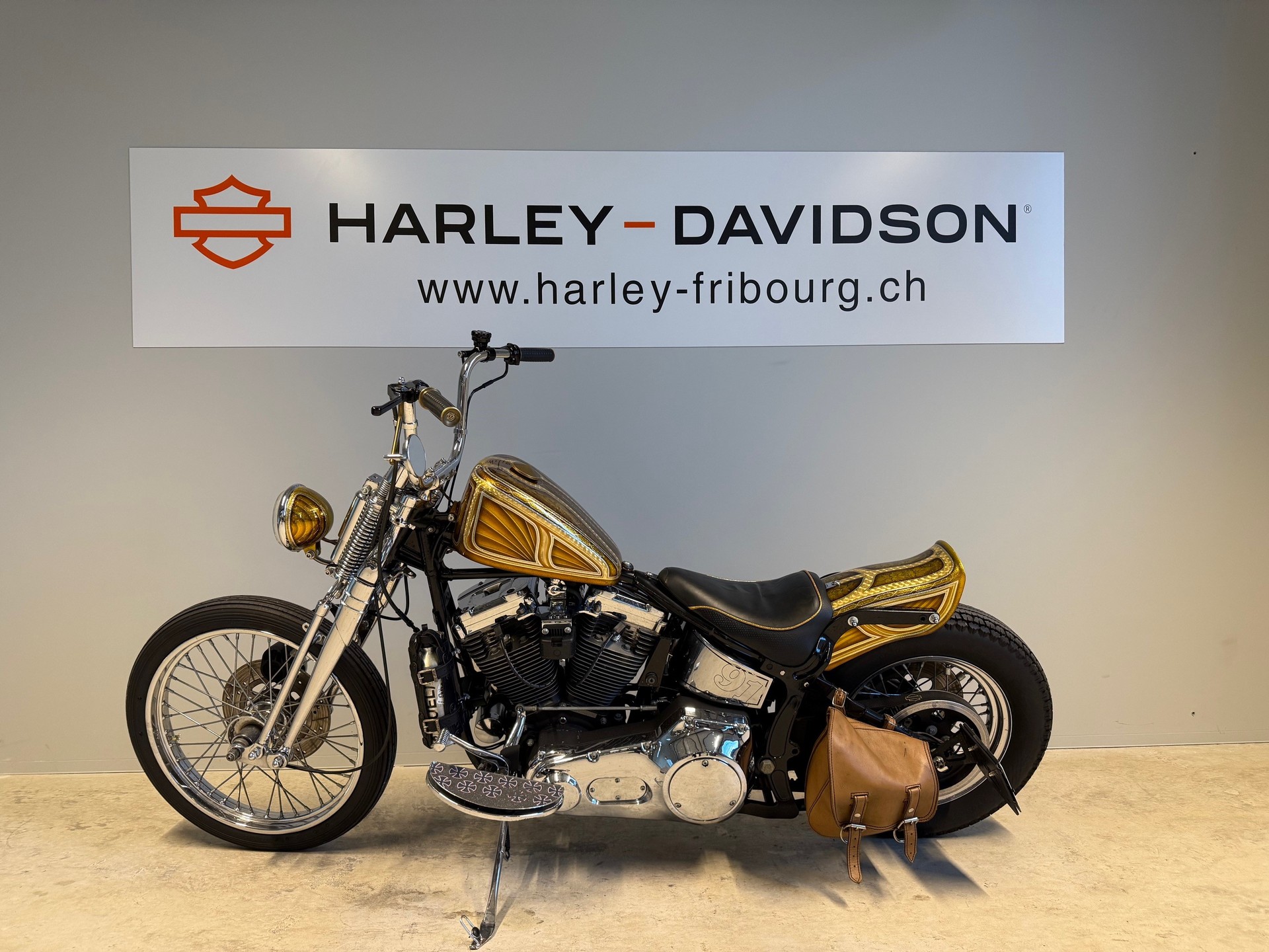 HARLEY-DAVIDSON FXSTS Springer Softail-showroom-element-2