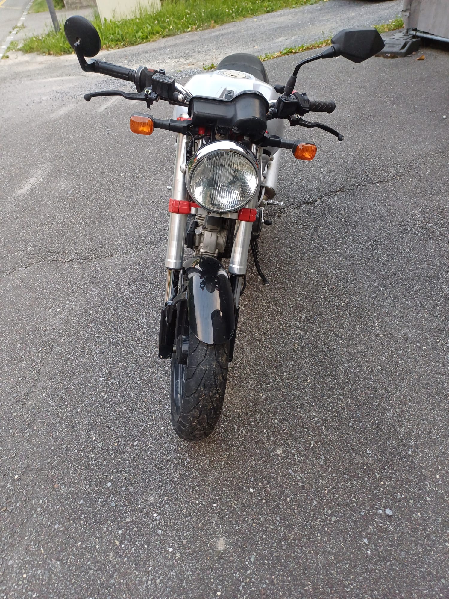 DUCATI Monster 600-image-7