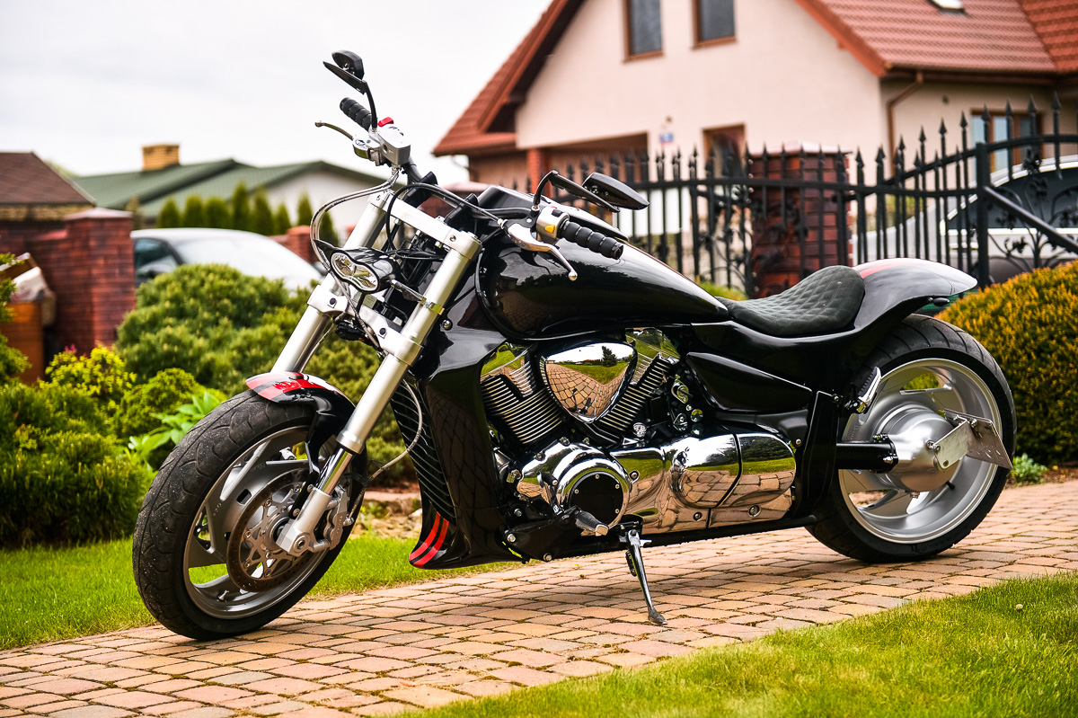 SUZUKI Intruder M 1800 VZR Custom-image-1