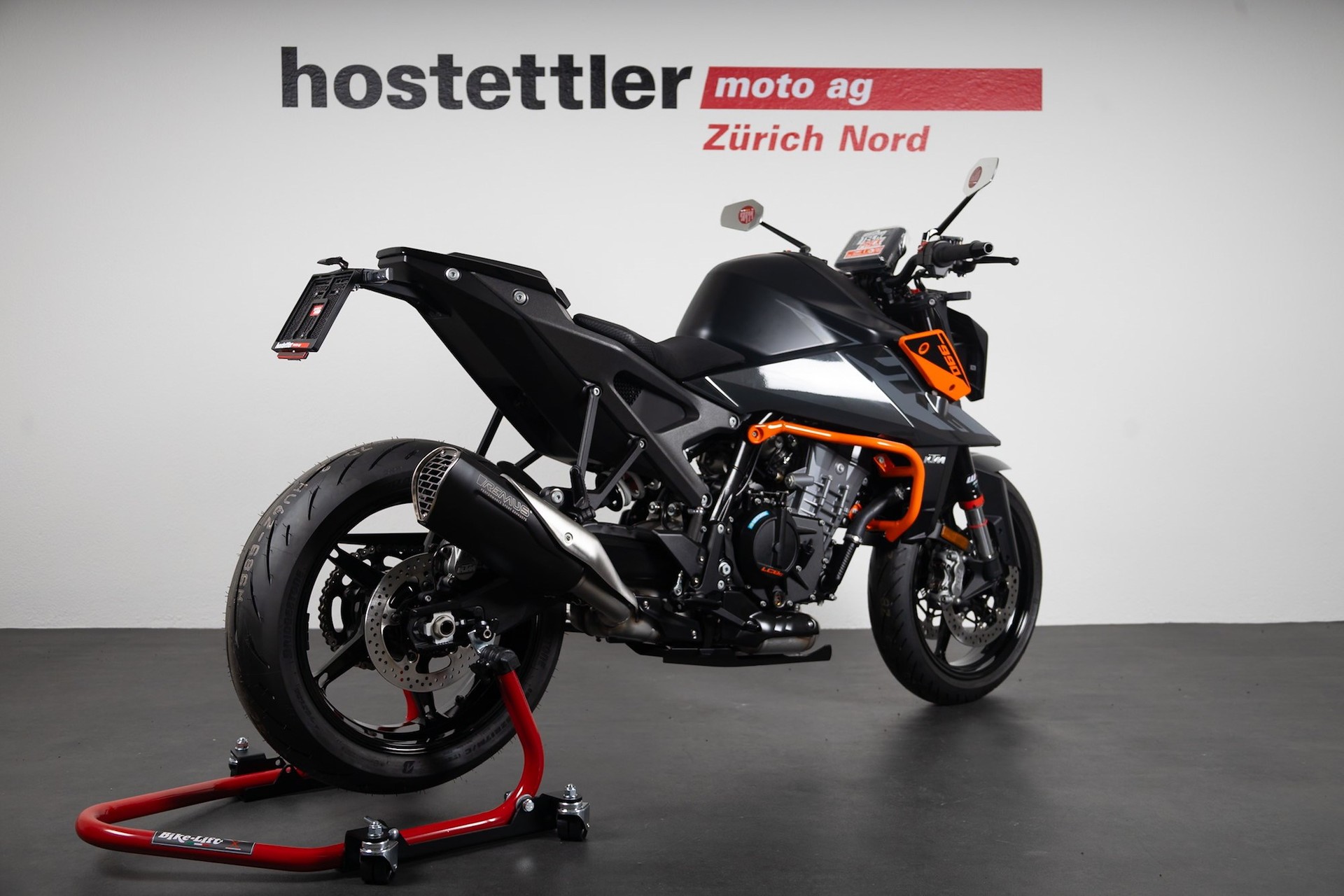KTM 990 Duke ABS Step two +-showroom-element-2