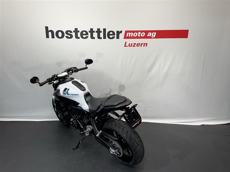 YAMAHA MT-07-showroom-element-3
