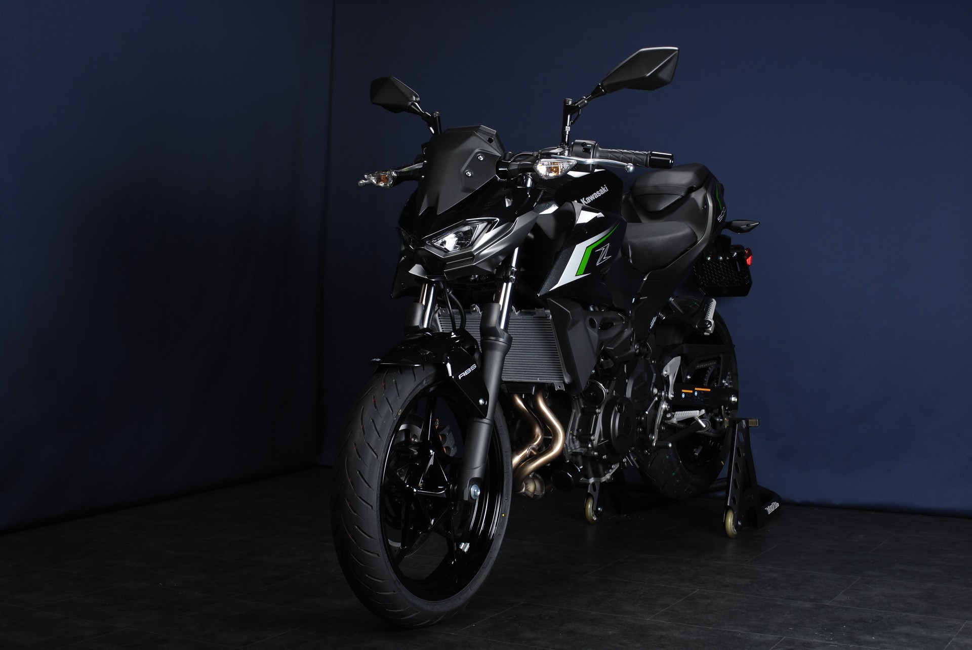 KAWASAKI Z 500 MY24-image-8