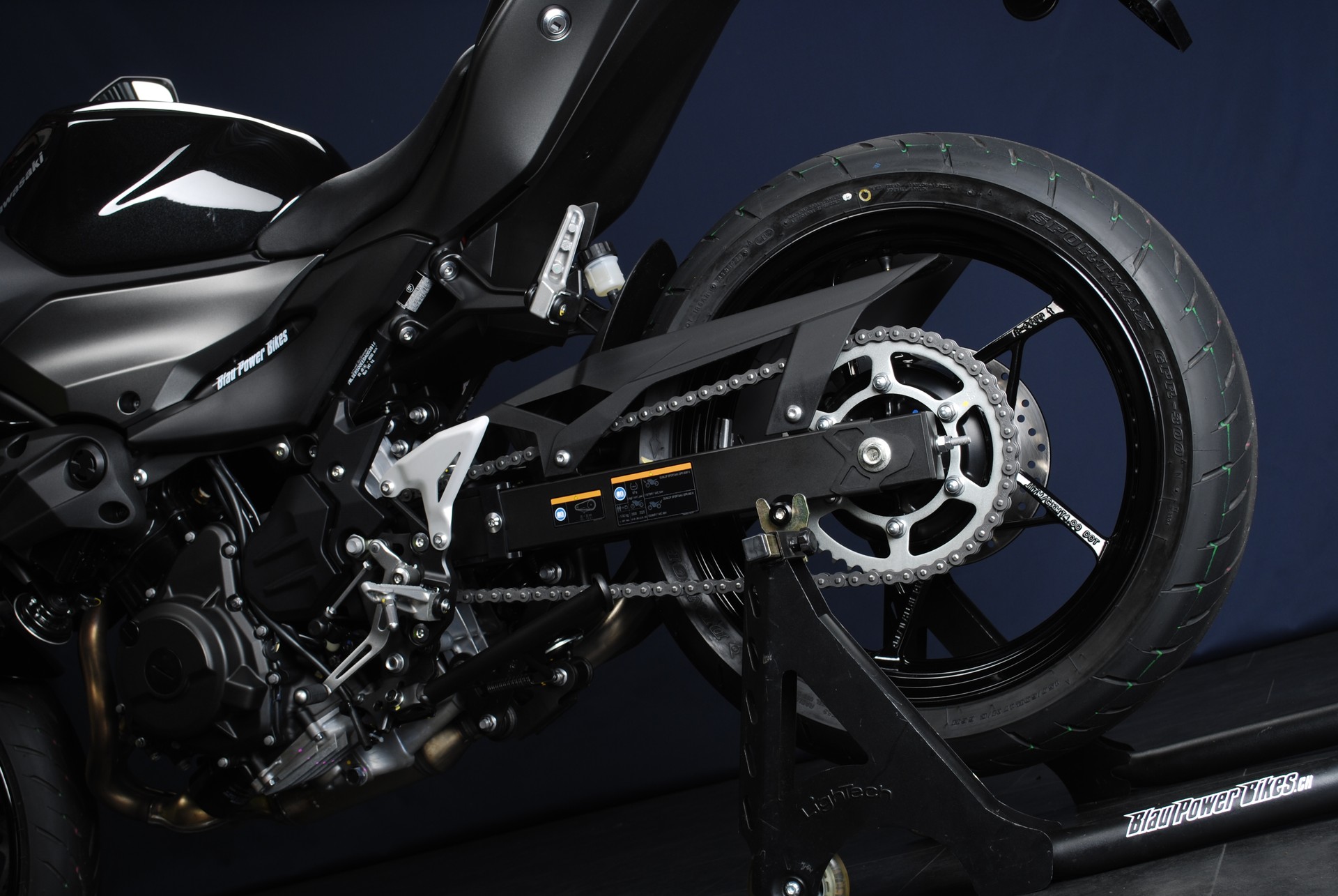 KAWASAKI Z 500 MY24-image-13