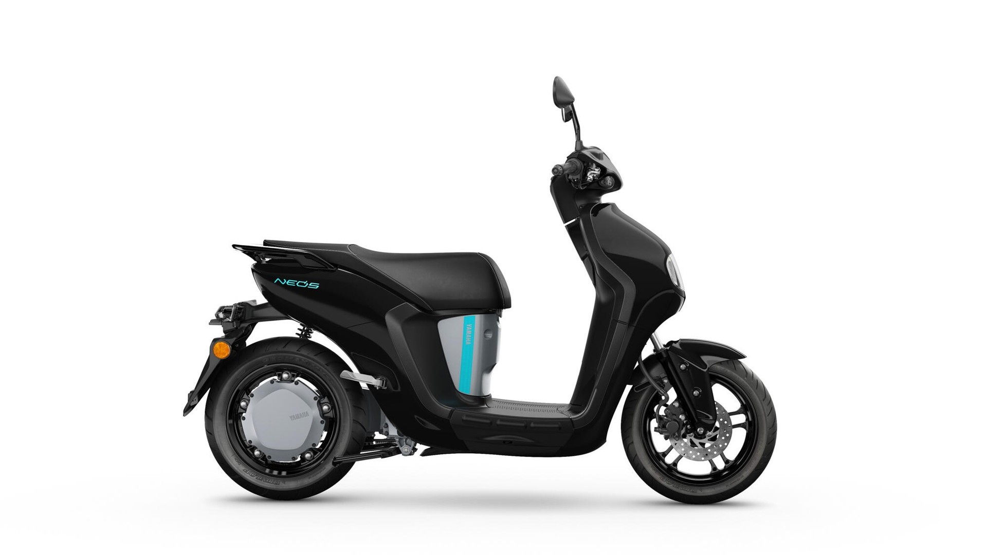 YAMAHA NEO'S EV-showroom-element-1