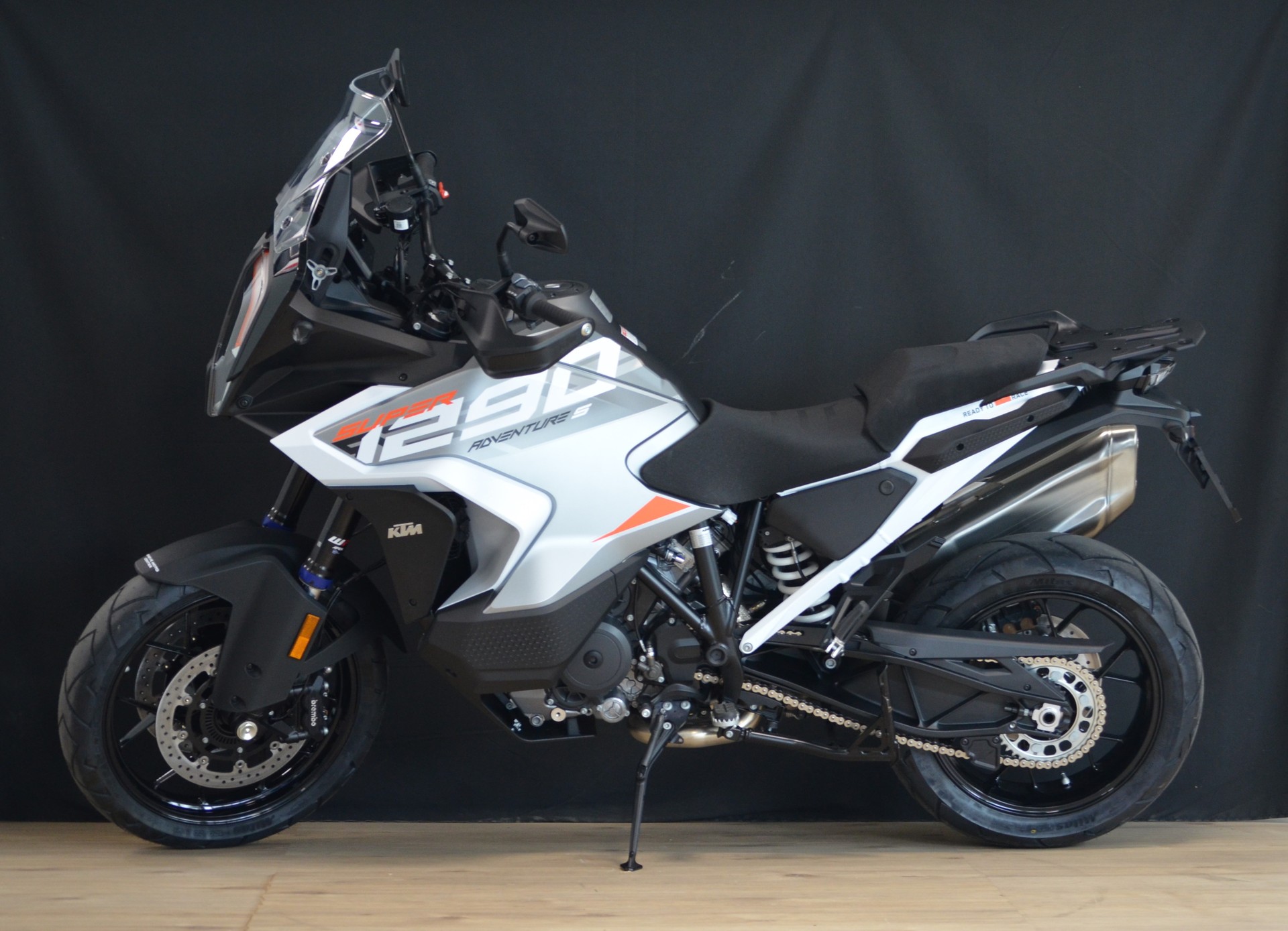 KTM 1290 Super Adventure S-showroom-element-2