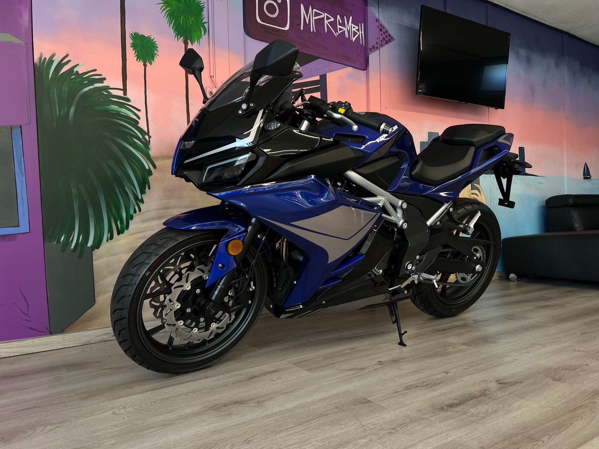 TRMOTOR GP 1 125cc-showroom-element-3