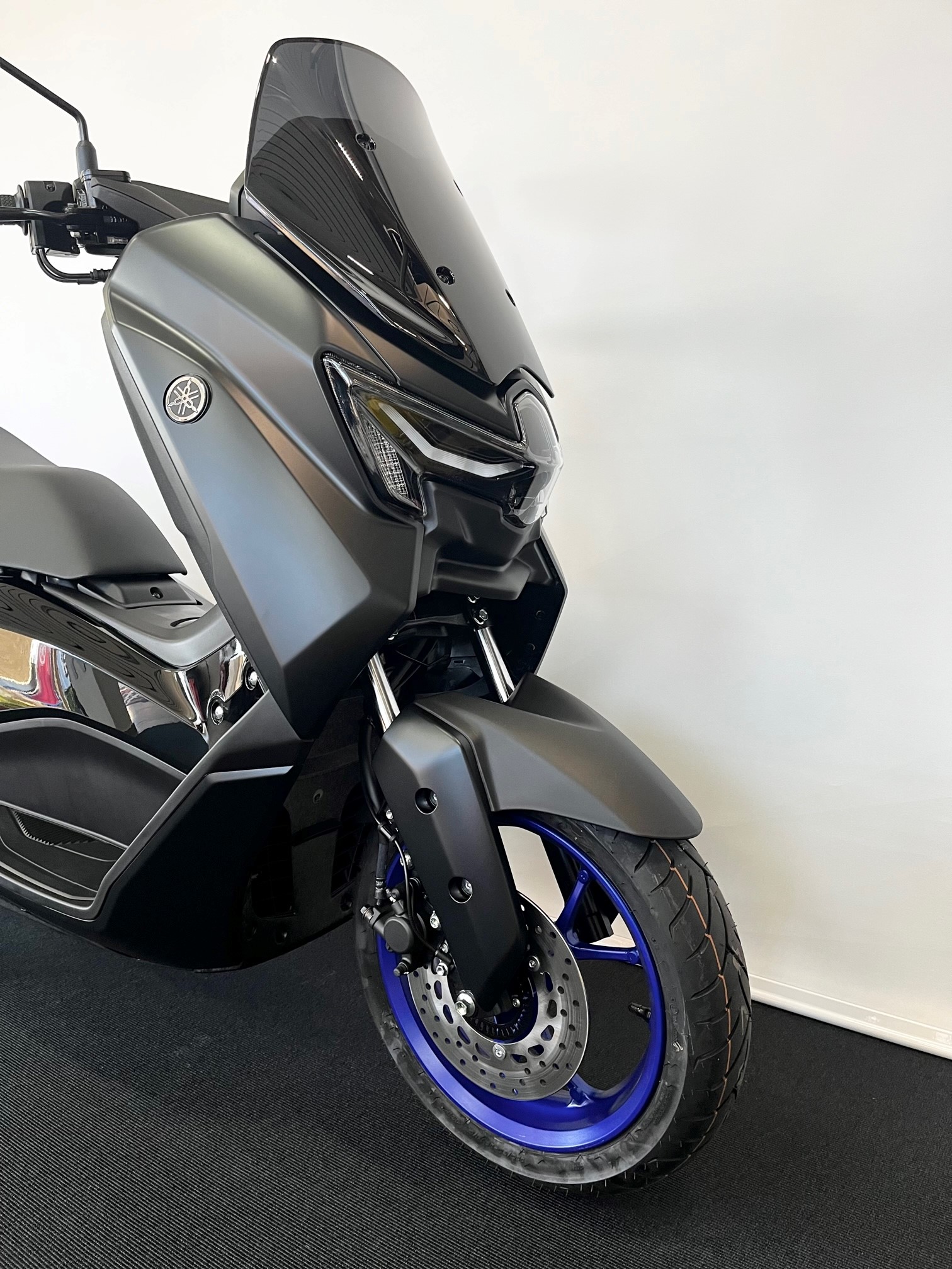 YAMAHA N-Max GPD 125-showroom-element-2