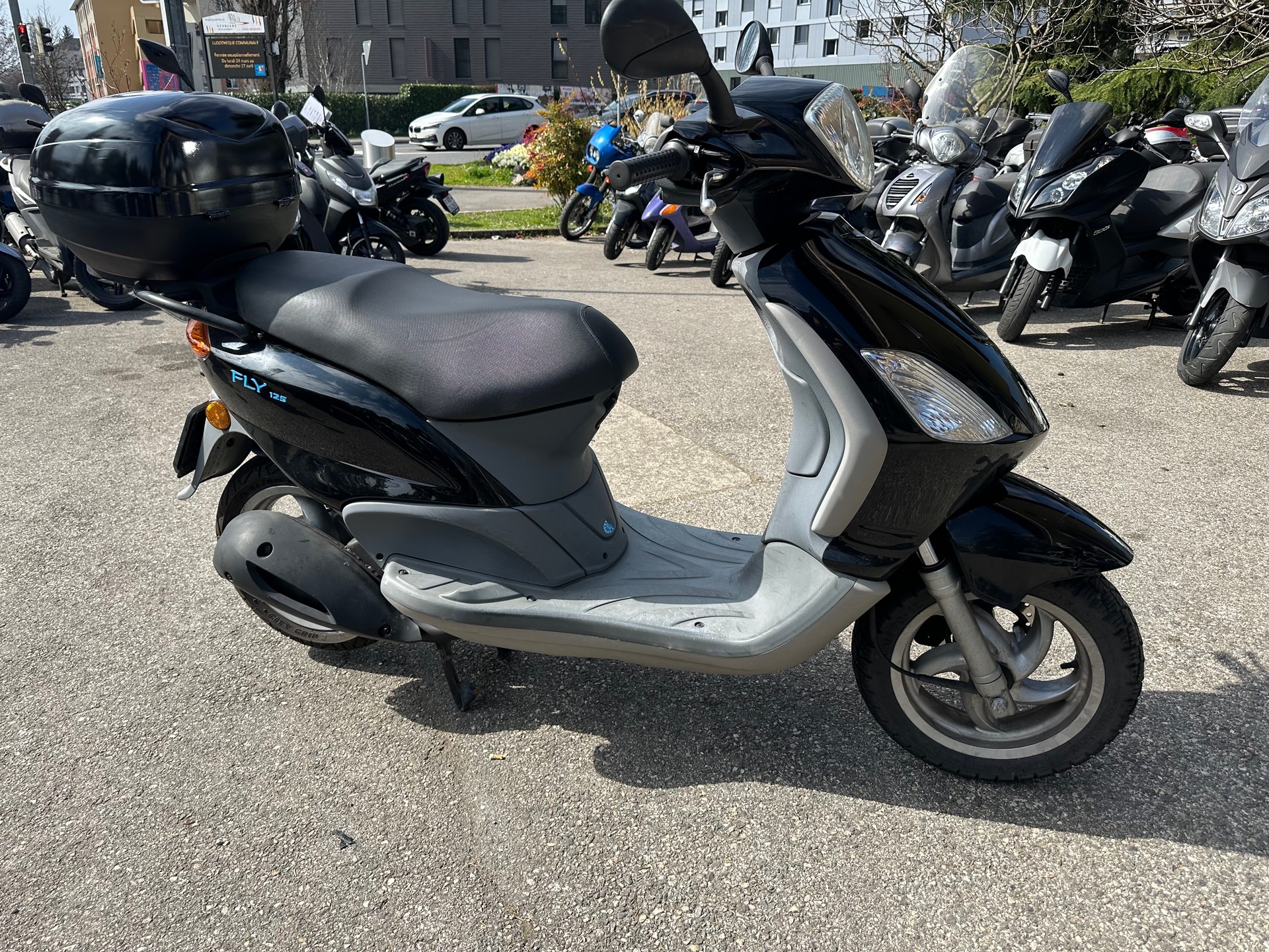 PIAGGIO Fly 125 4-T