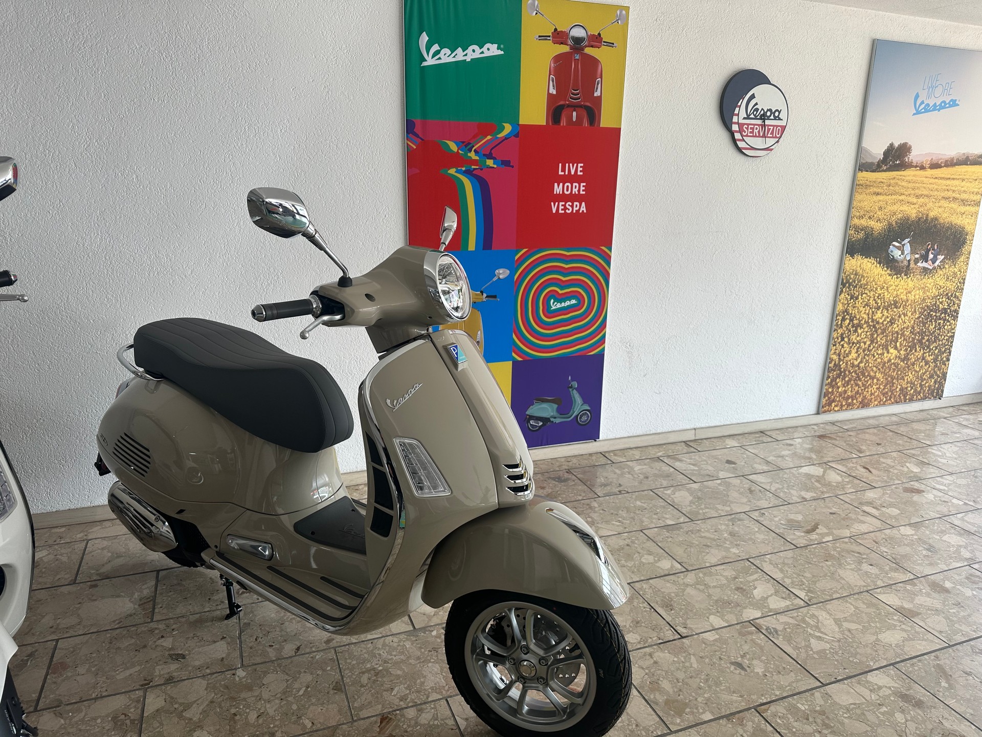 PIAGGIO Vespa GTS 125 RST Euro 5+