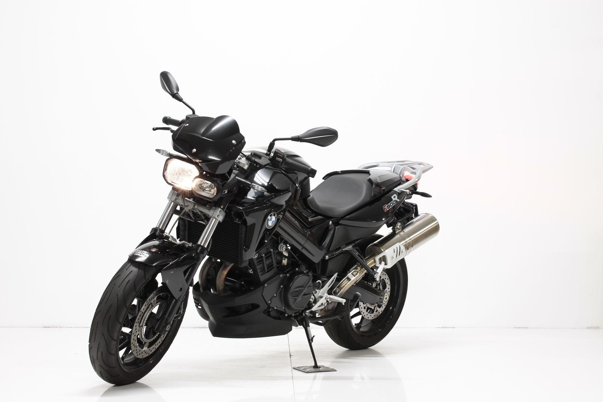 BMW F 800 R-showroom-element-1