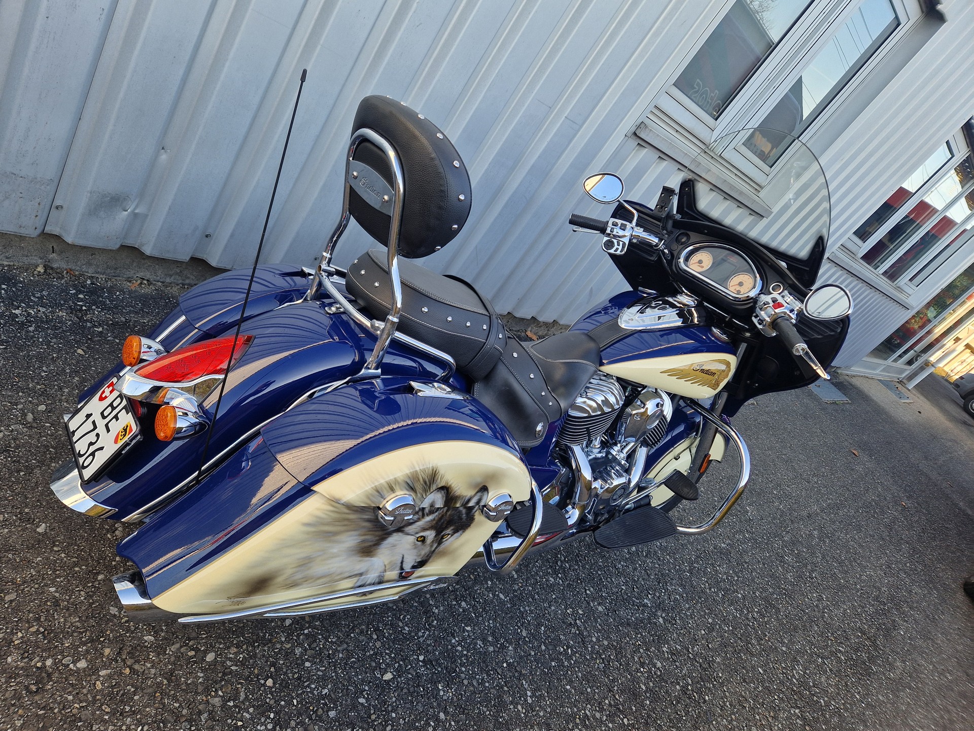 INDIAN Chieftain KUNDENAUFTRAG-showroom-element-3