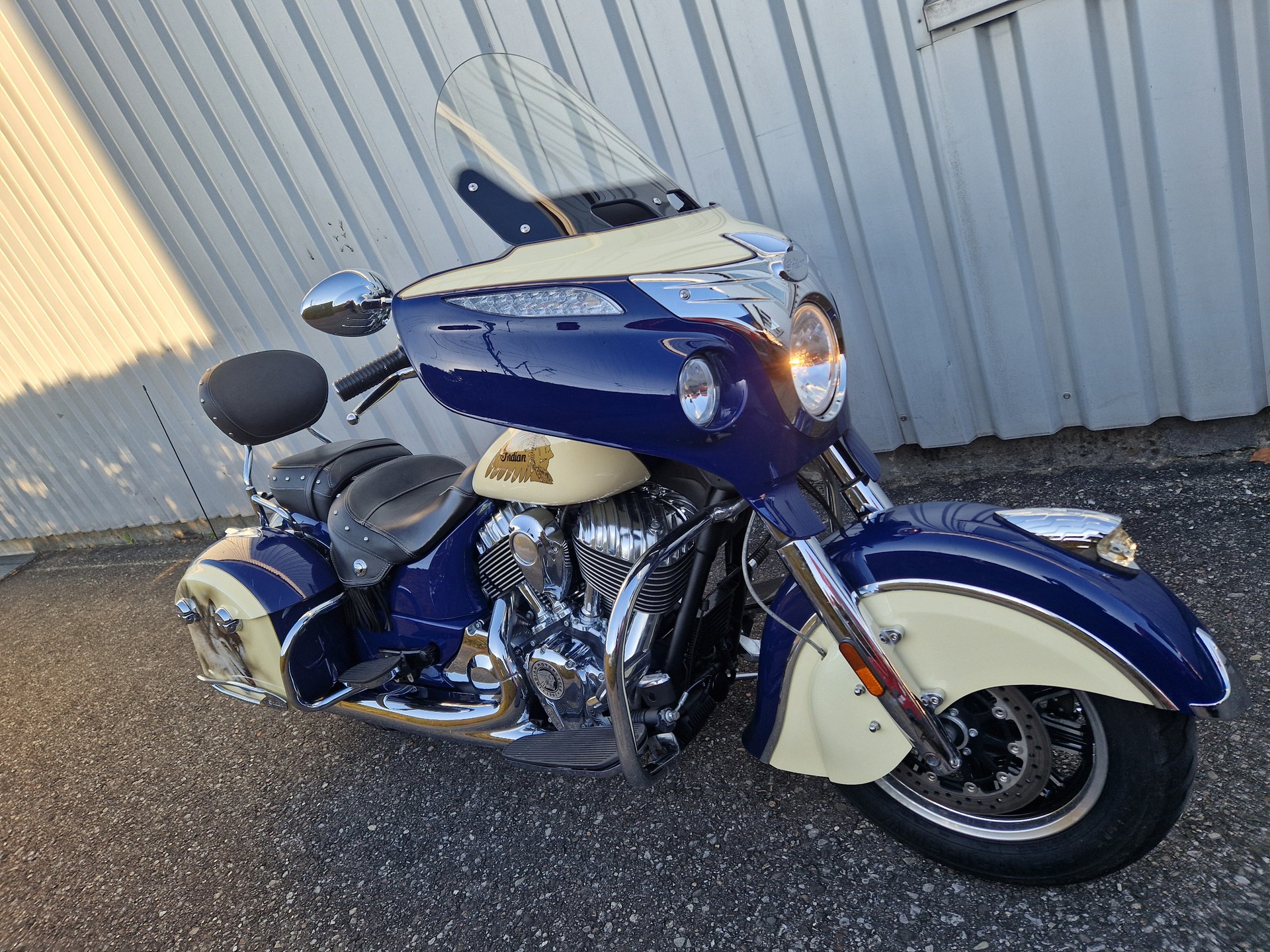 INDIAN Chieftain KUNDENAUFTRAG-showroom-element-1