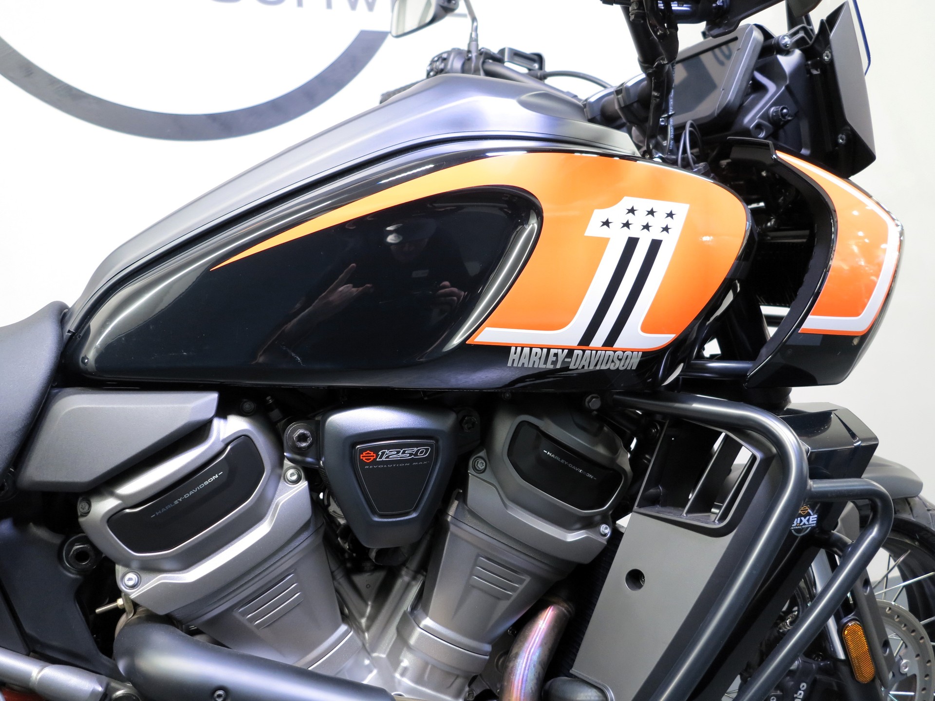 HARLEY-DAVIDSON RA Pan America 1250 Special-showroom-element-3