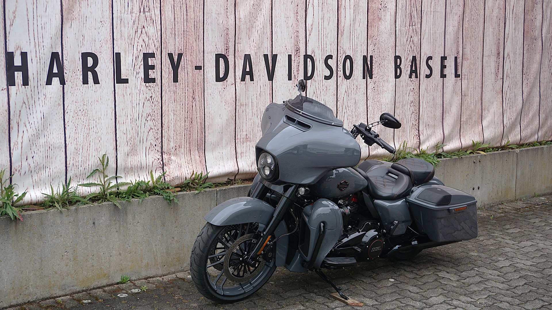 HARLEY-DAVIDSON FLHXSE Street Glide ABS CVO 117-image-4