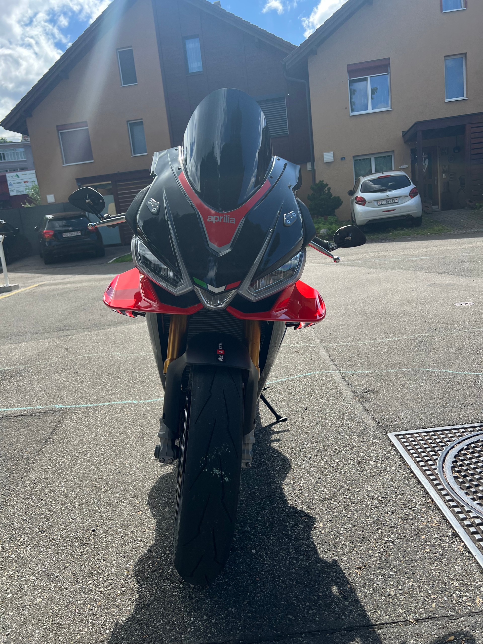 APRILIA RSV4 1100 Factory-image-4