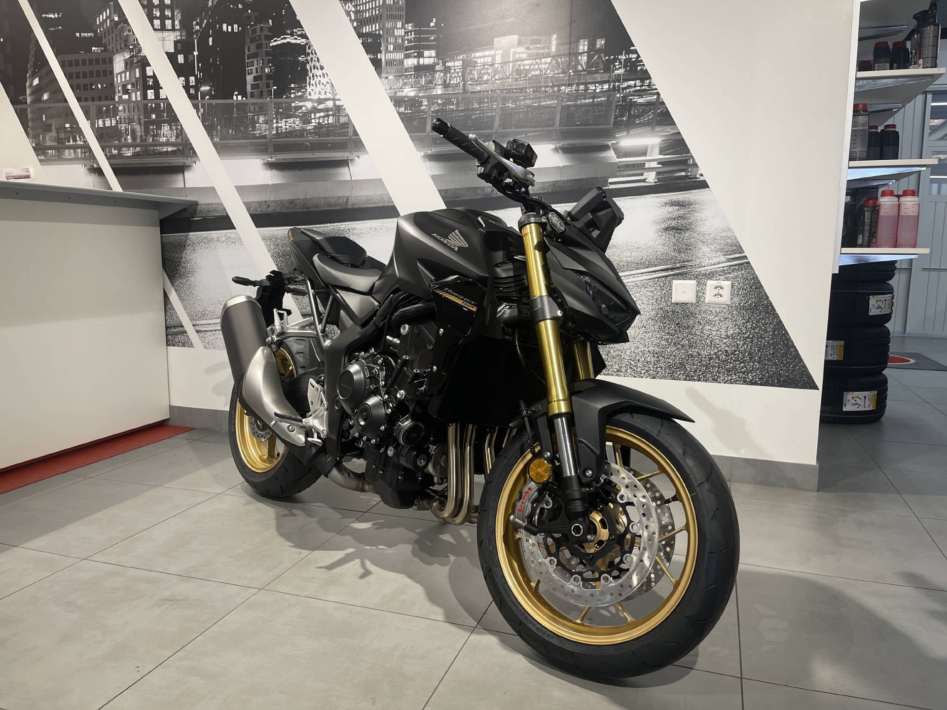 HONDA CB 1000 Hornet SP ABS-showroom-element-3