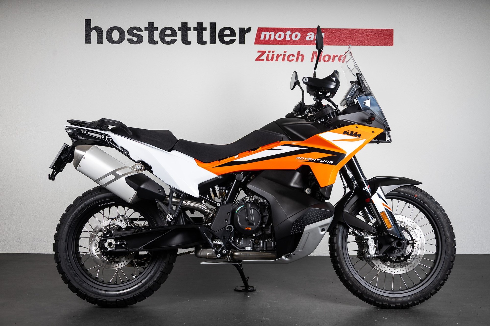 KTM 890 Adventure ABS-showroom-element-1