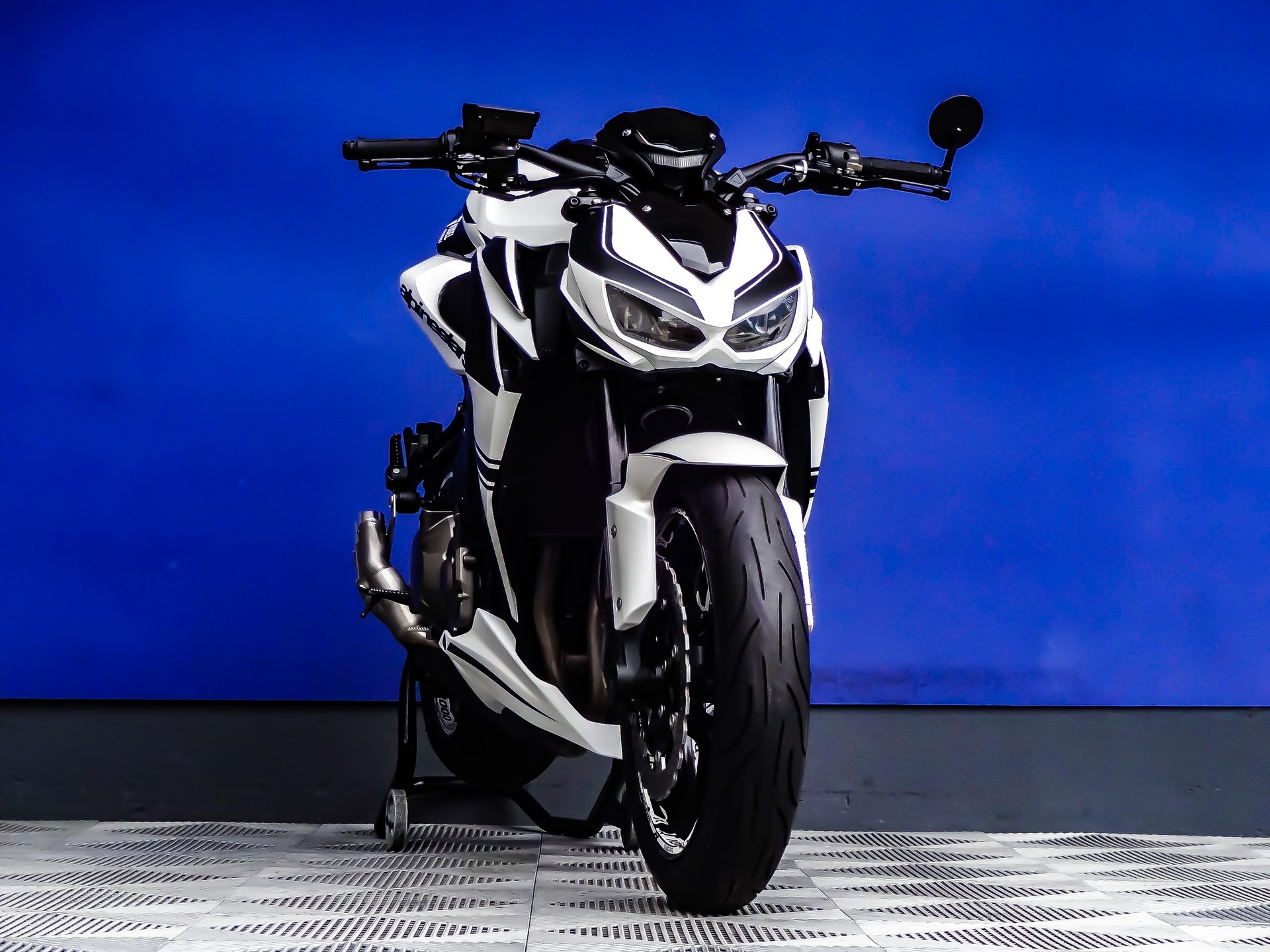 KAWASAKI Z 1000 Special Edition ABS-showroom-element-2