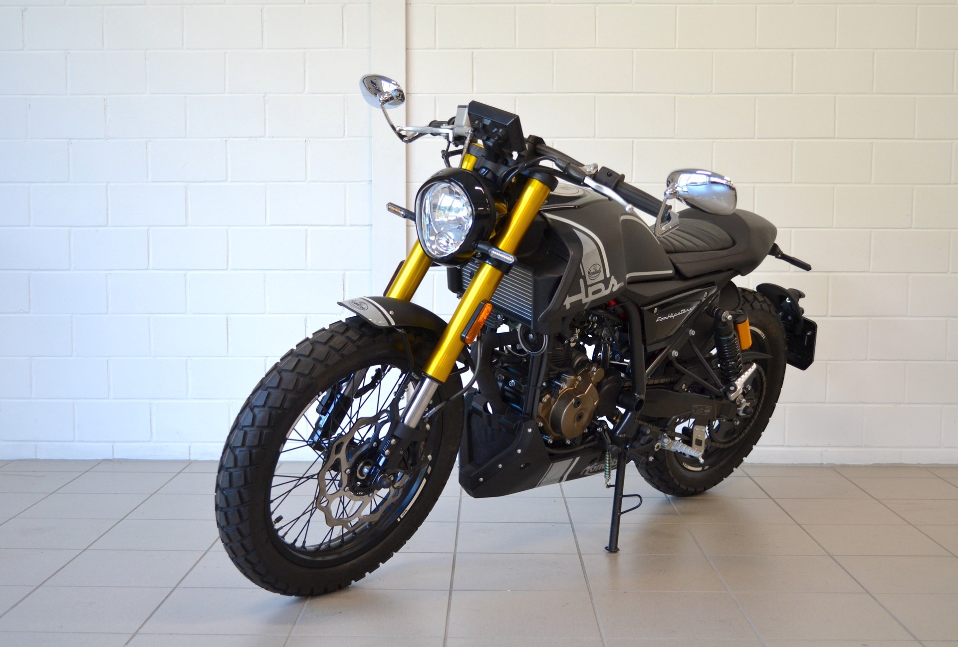 MONDIAL HPS 125-showroom-element-1