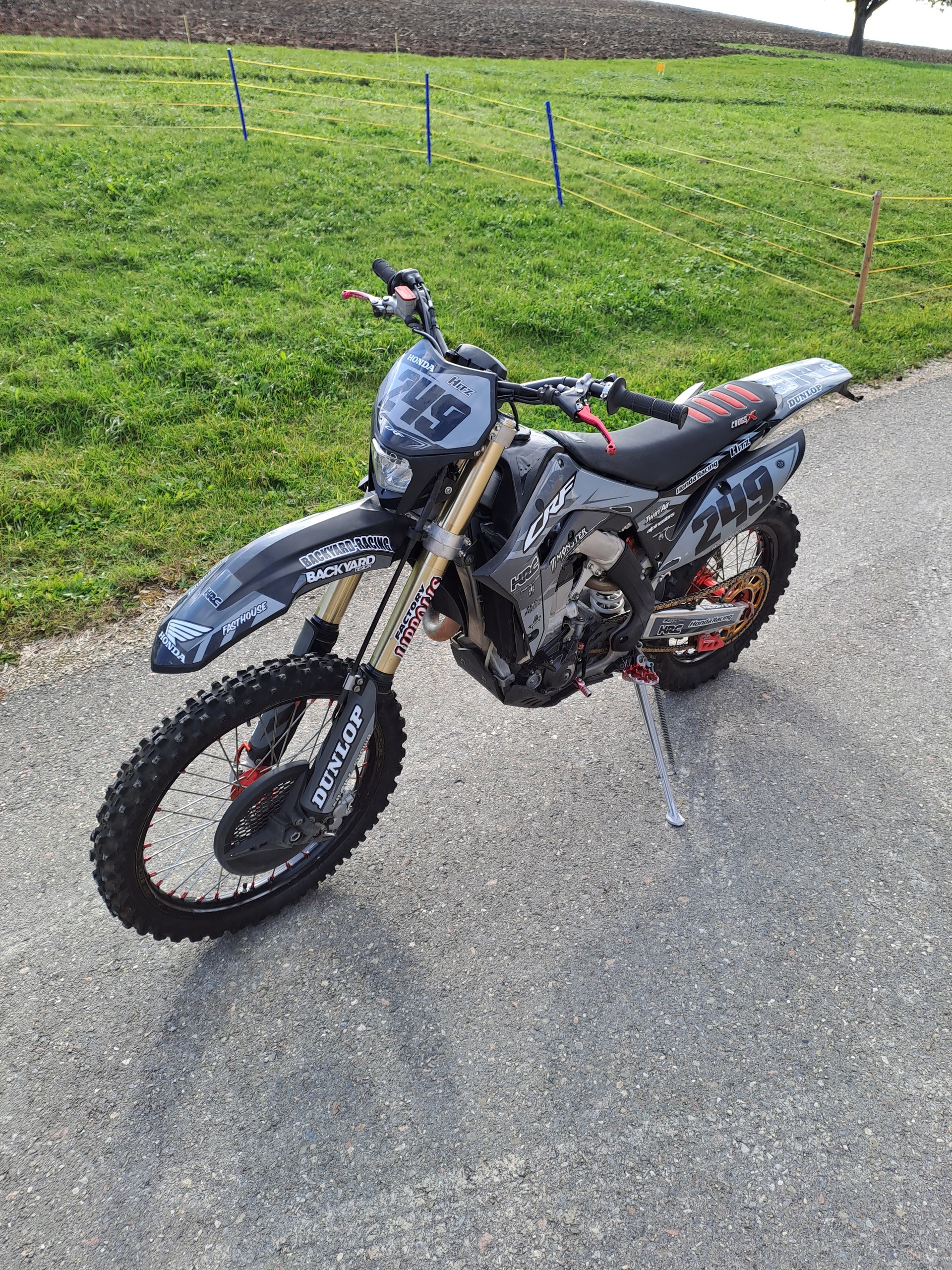 HONDA CRF 400RX-image-1