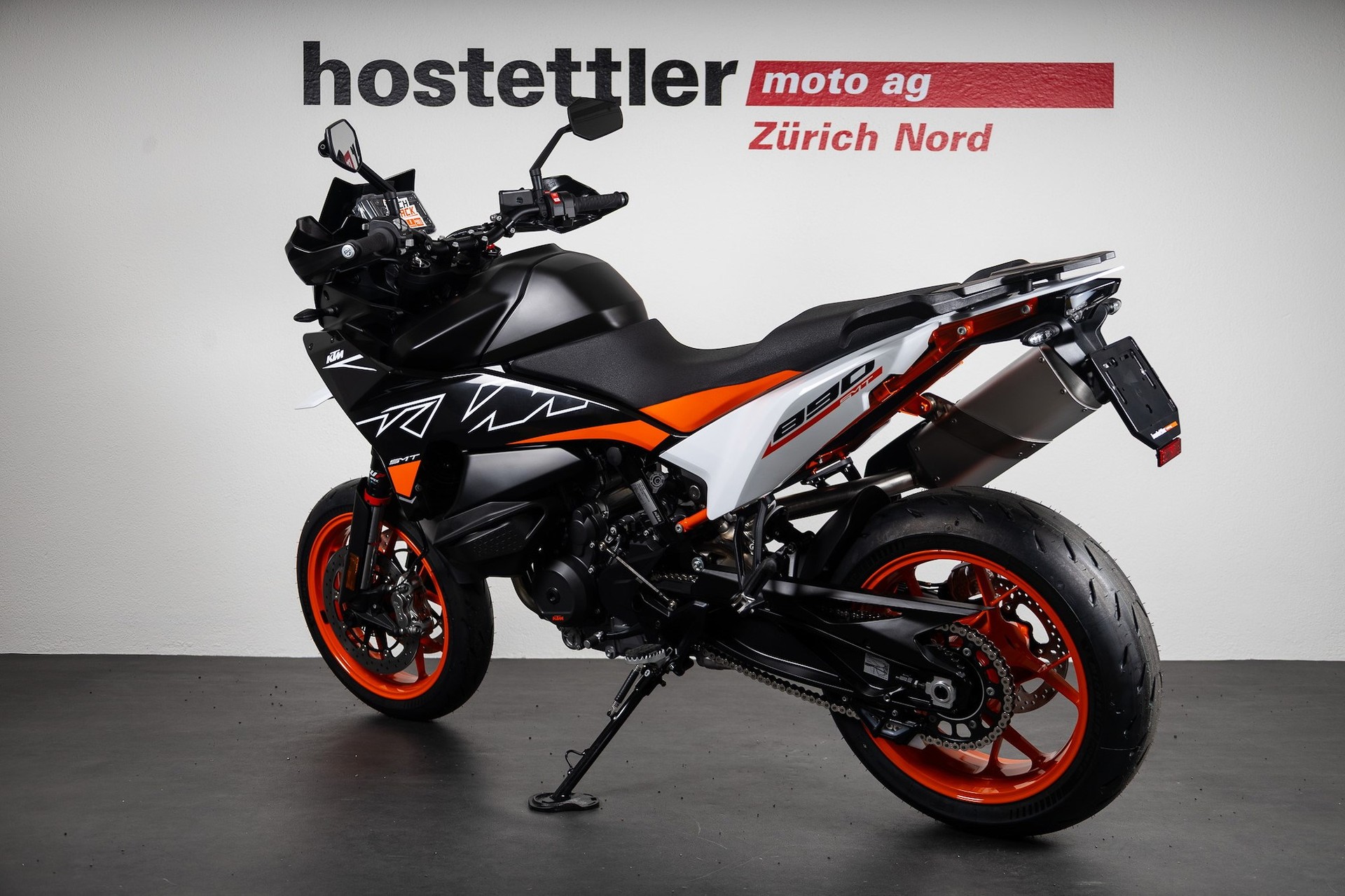 KTM 890 SMT-showroom-element-3