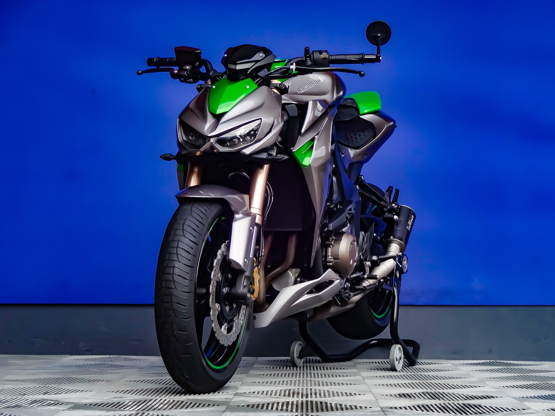 KAWASAKI Z 1000 ABS-showroom-element-3