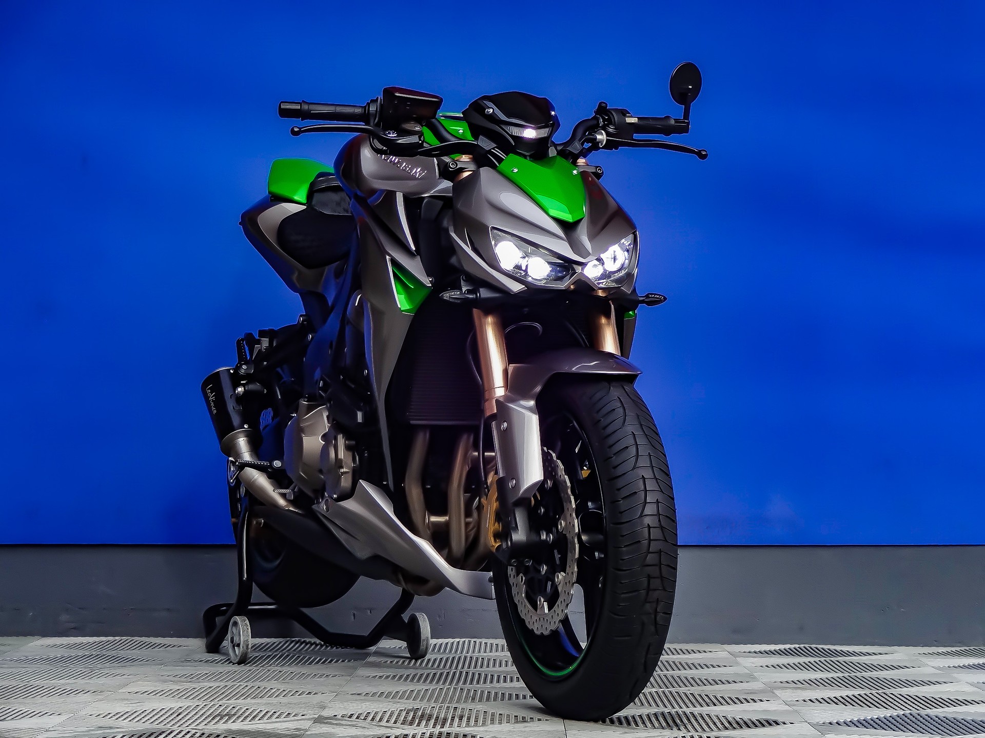 KAWASAKI Z 1000 ABS-showroom-element-2