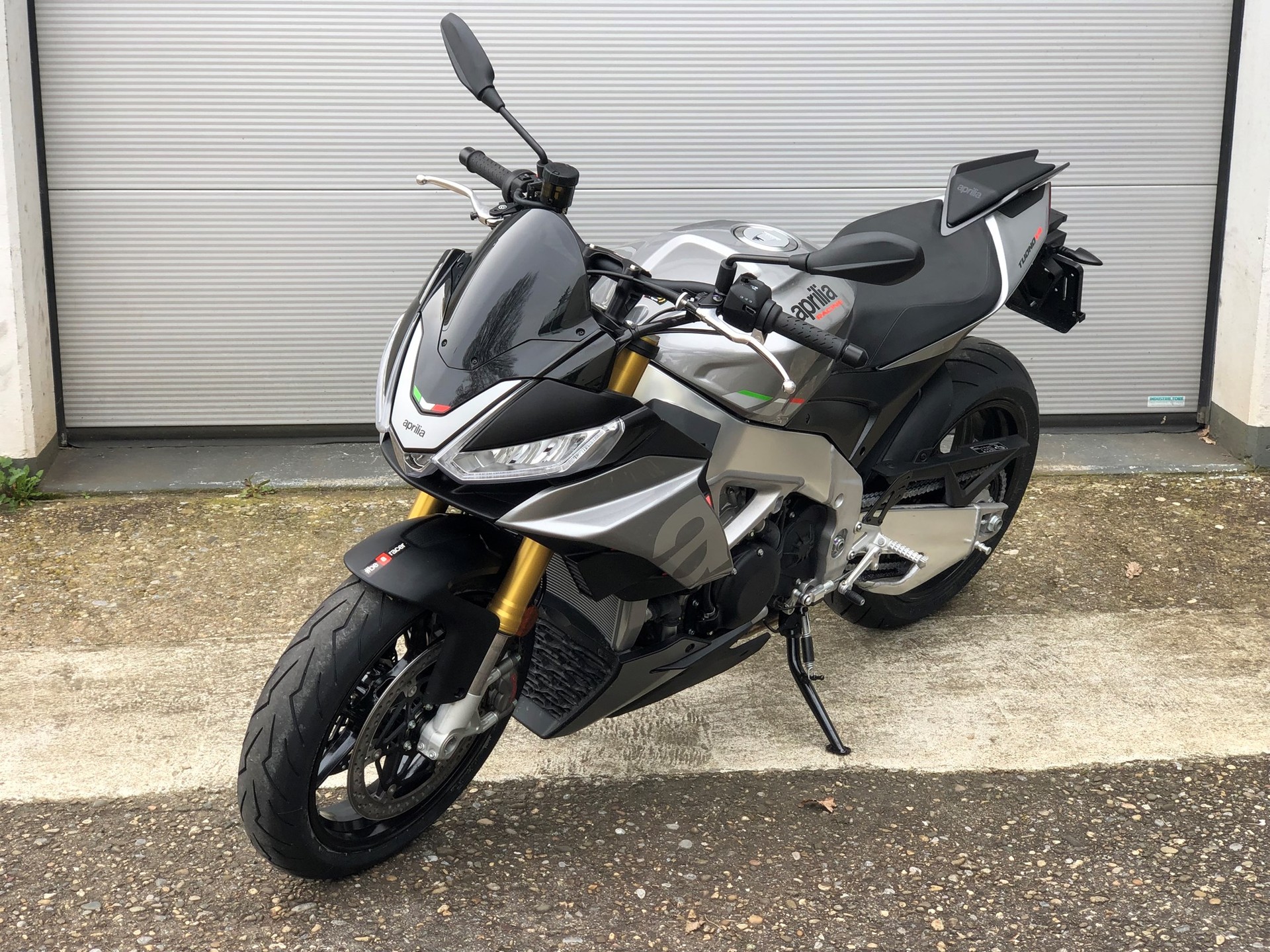 APRILIA Tuono V4 1100 GT-image-2