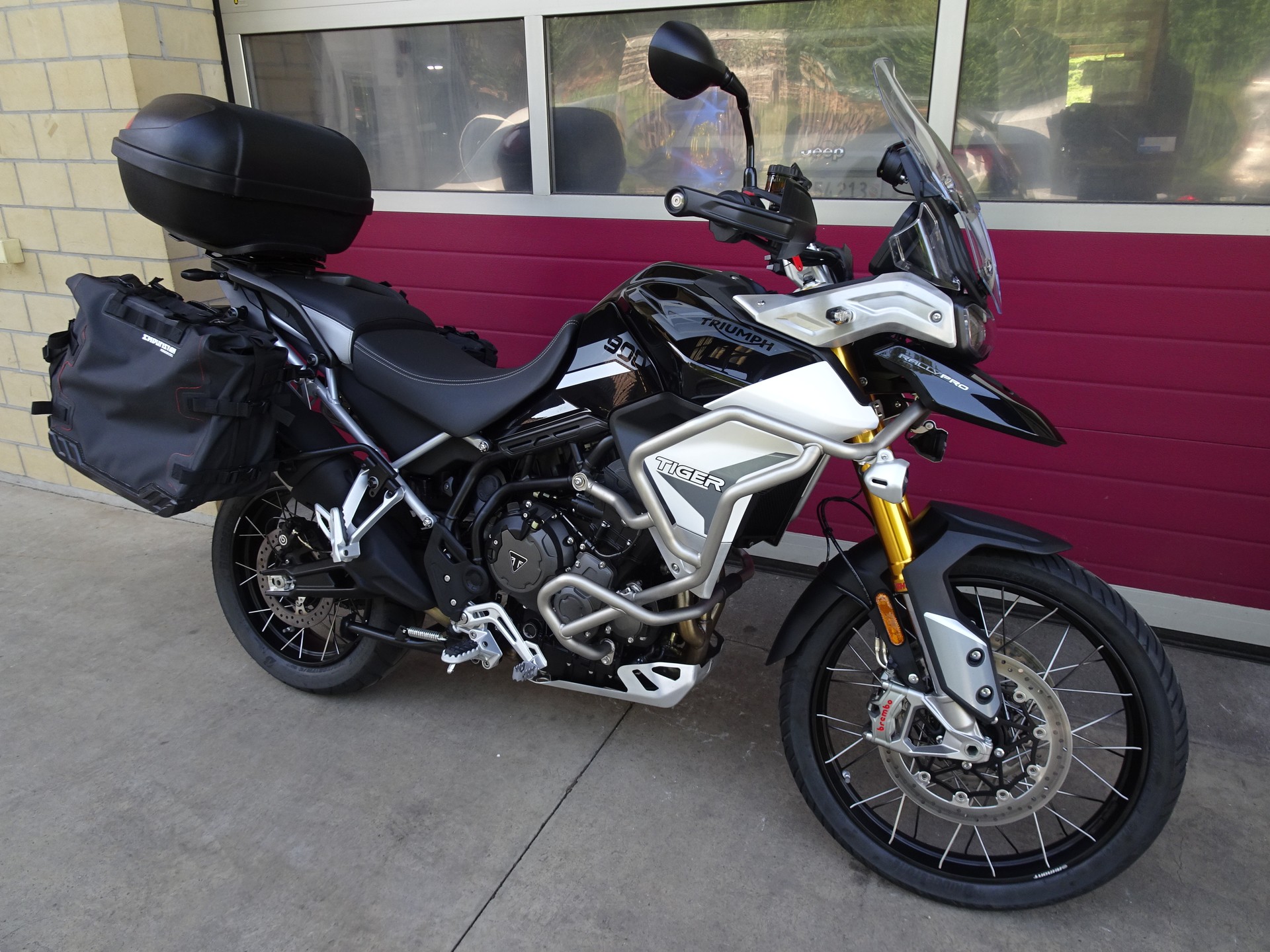 TRIUMPH Tiger 900 Rally Pro-showroom-element-2