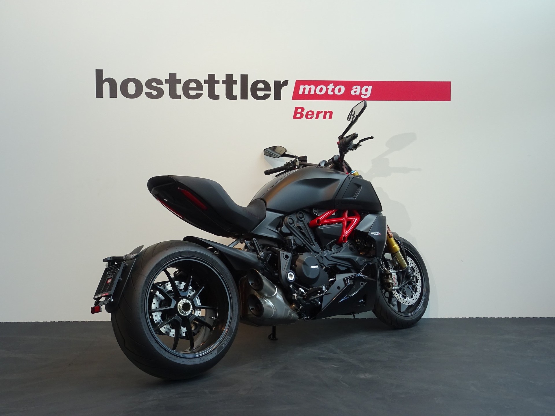DUCATI DIAVEL 1260 ABS-showroom-element-2