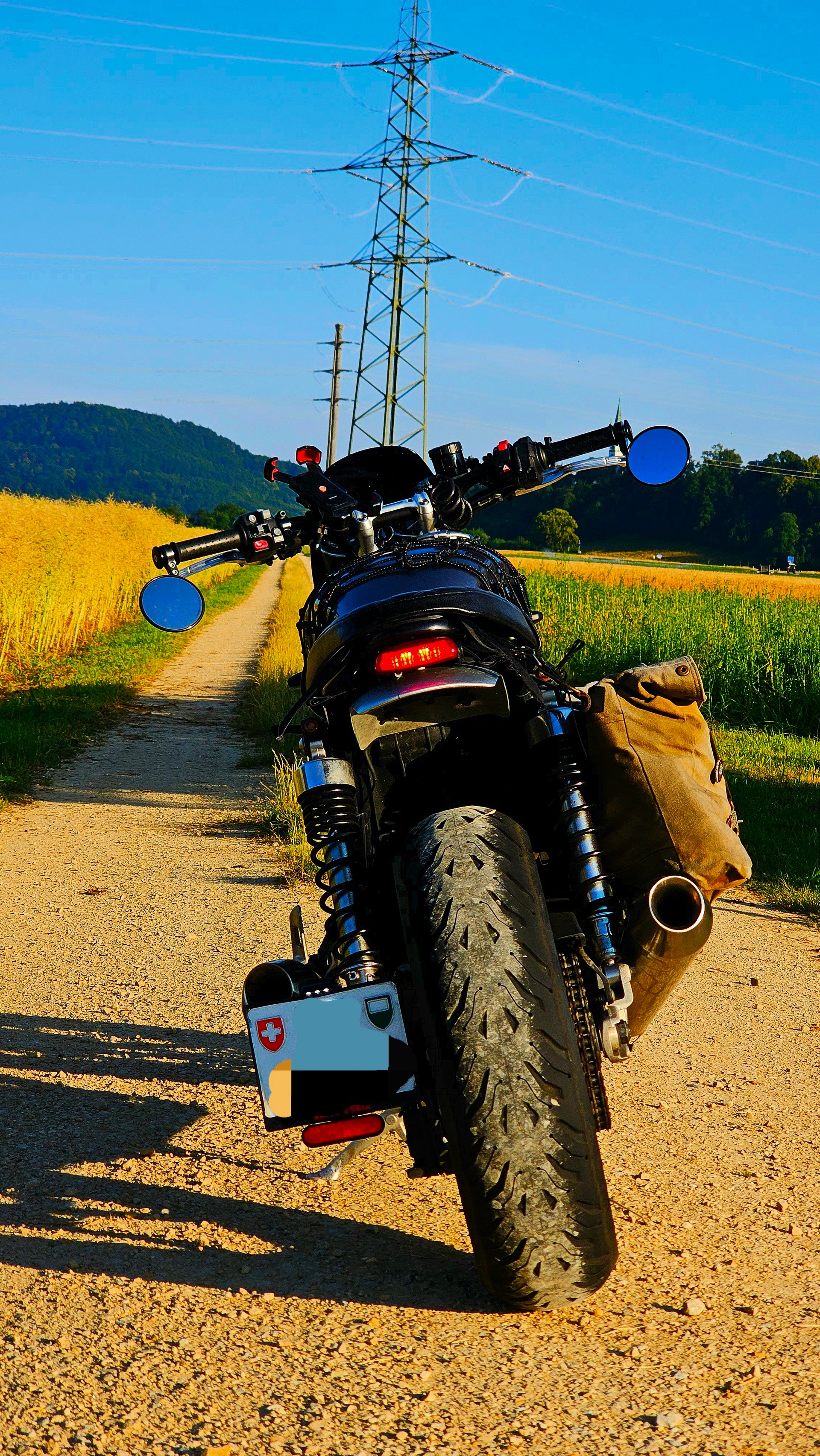 TRIUMPH Speed Twin 1200-image-2