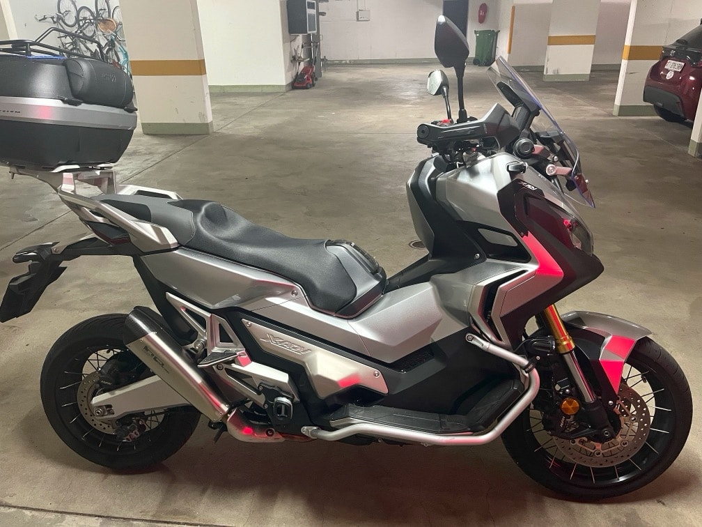 HONDA X-ADV 750 ABS-image-3