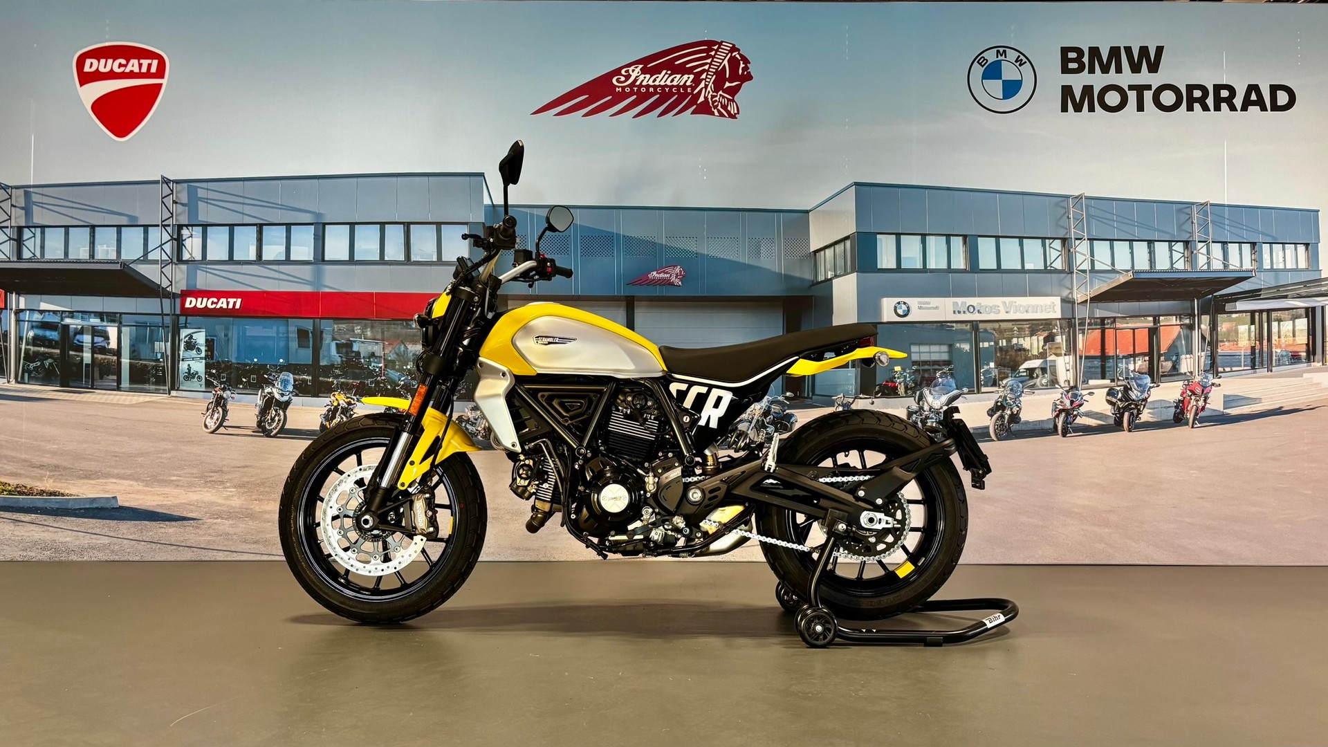 DUCATI SCRAMBLER 800 Icon-showroom-element-3