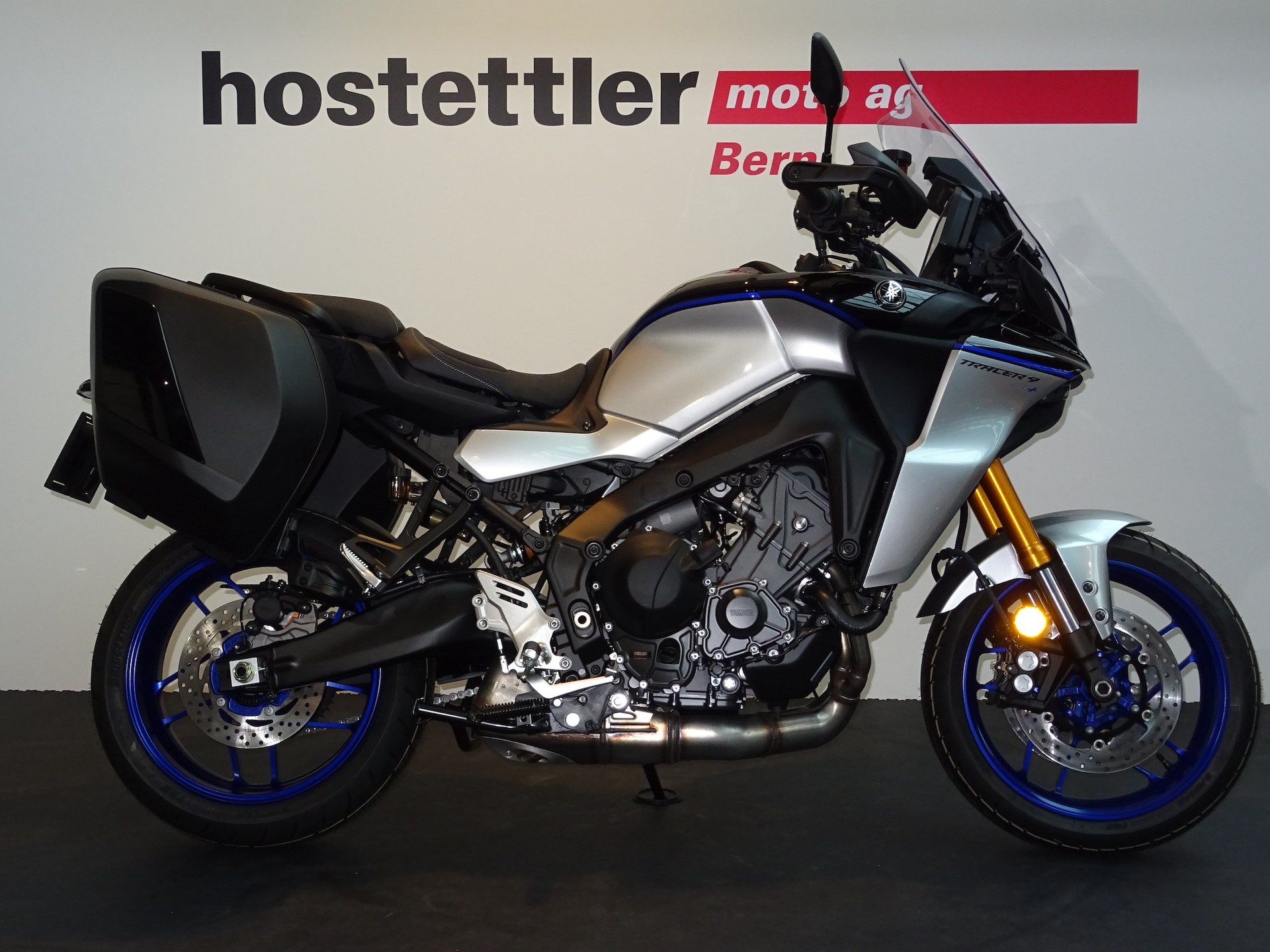 YAMAHA Tracer 9 GT+ ABS-showroom-element-1