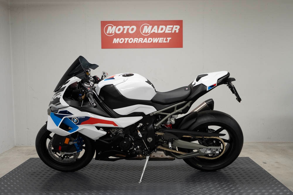BMW S 1000 RR-showroom-element-2