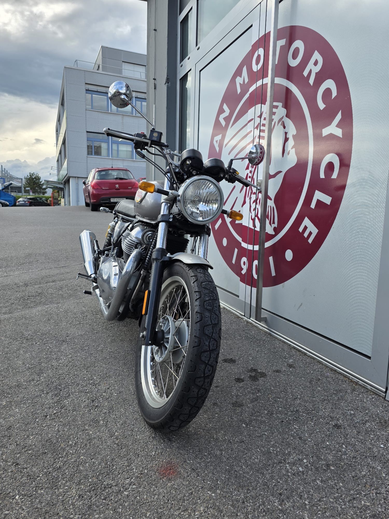 ROYAL ENFIELD Interceptor 650 Standard-image-4