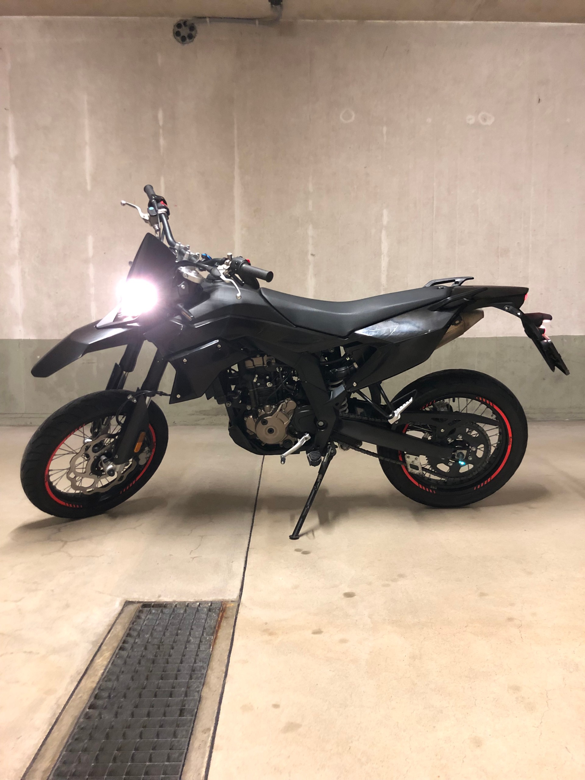 MONDIAL SMX Motard 125