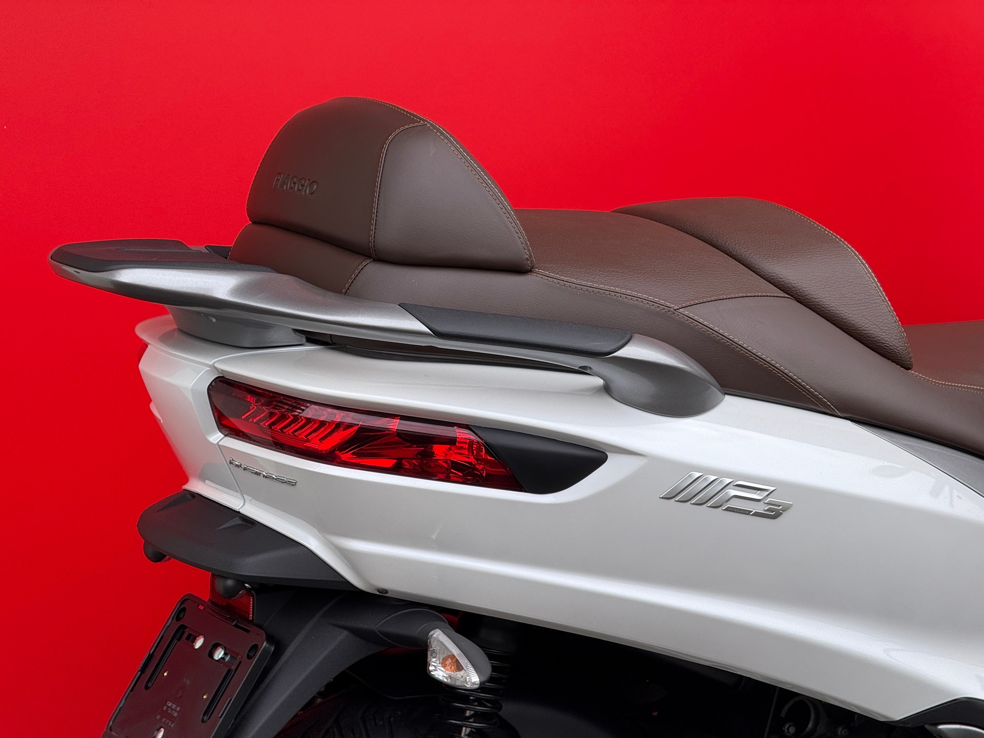PIAGGIO MP3 500 i.e. Business ABS/ASR-showroom-element-3