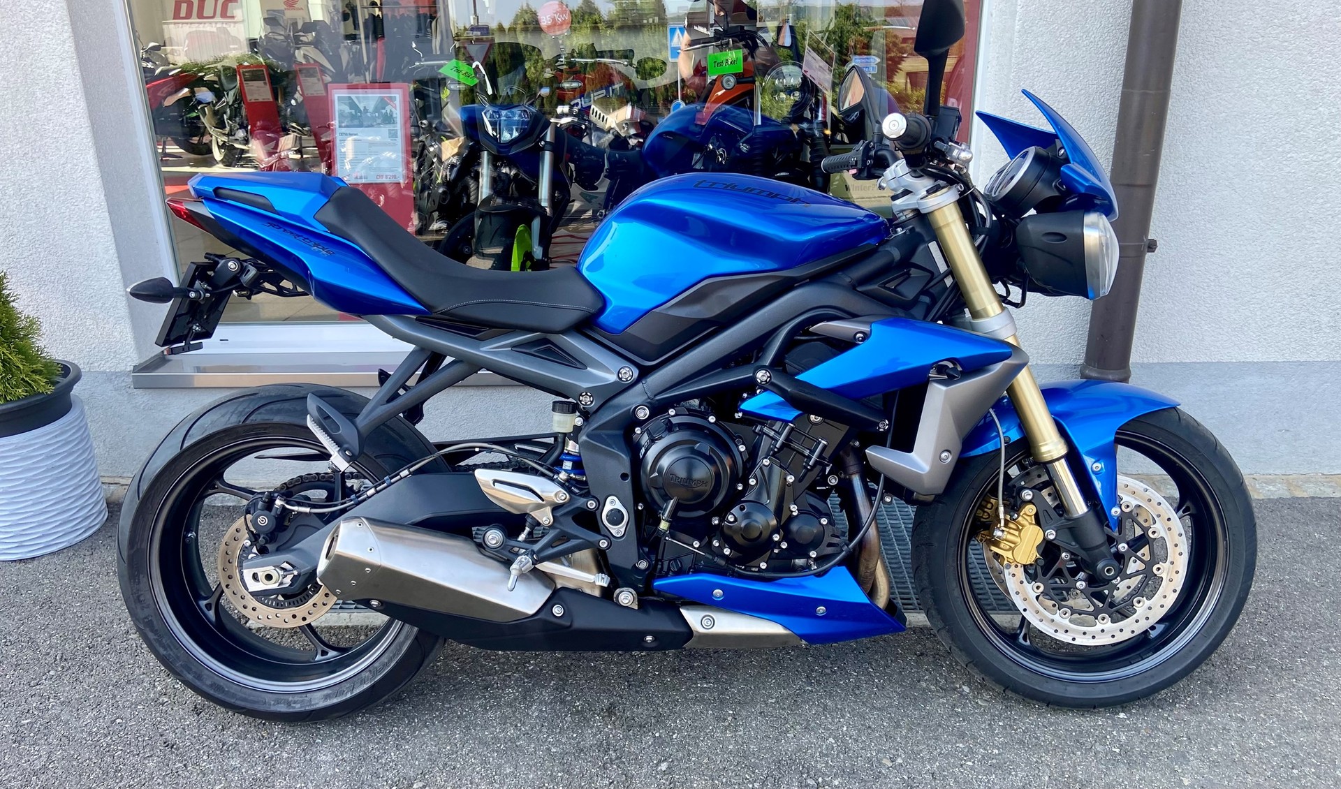 TRIUMPH Triumph Street Triple 675