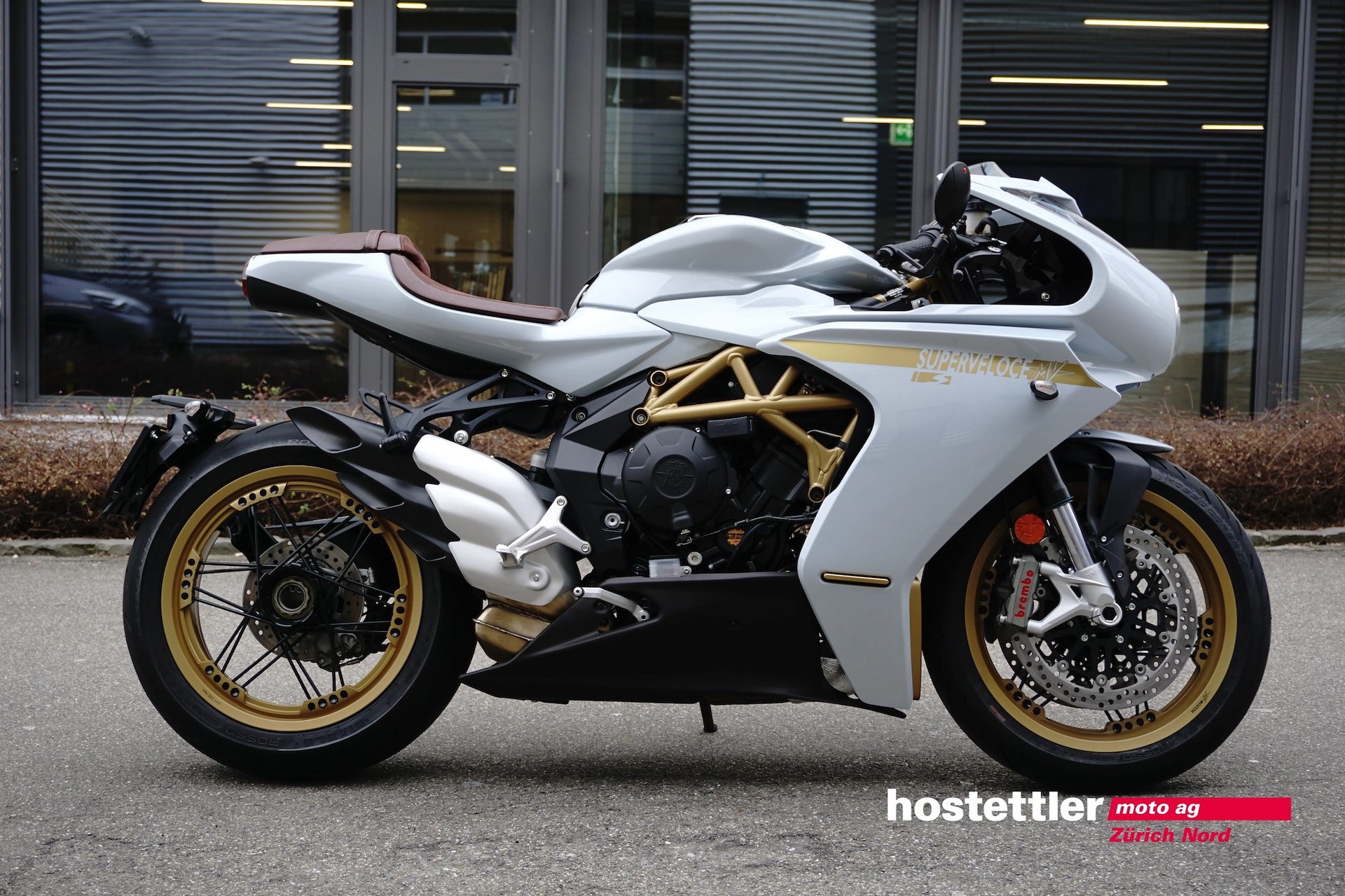 MV AGUSTA Superveloce 800  S ABS-showroom-element-1