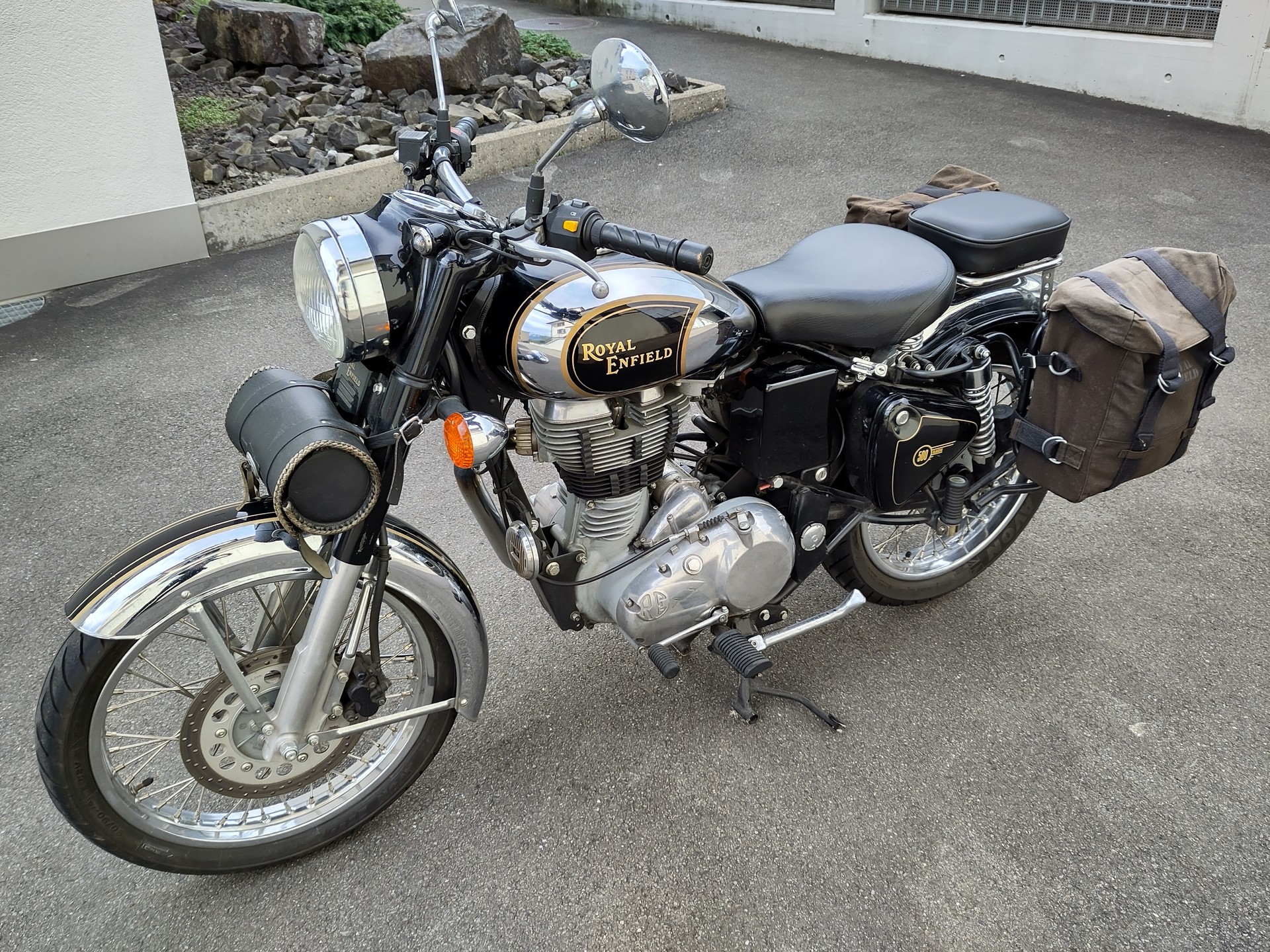 ROYAL ENFIELD Bullet 500i EFI Chrome Edition