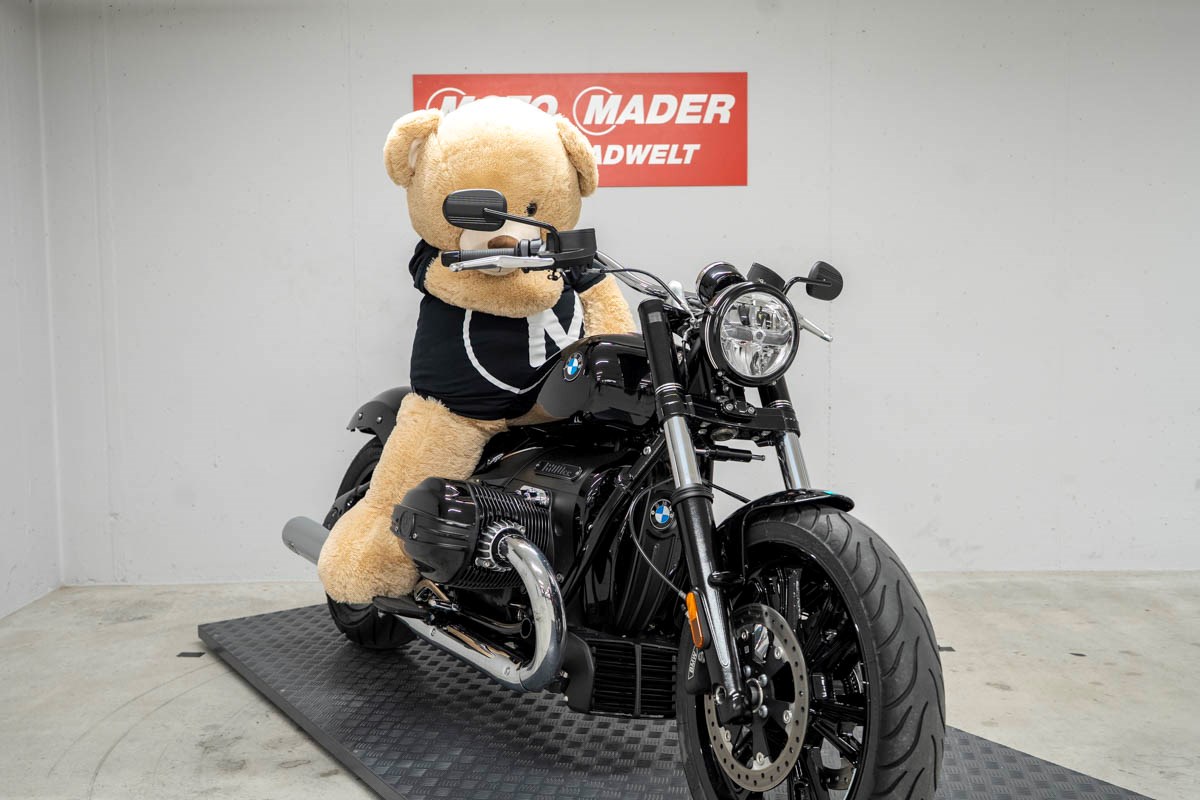 BMW R 18