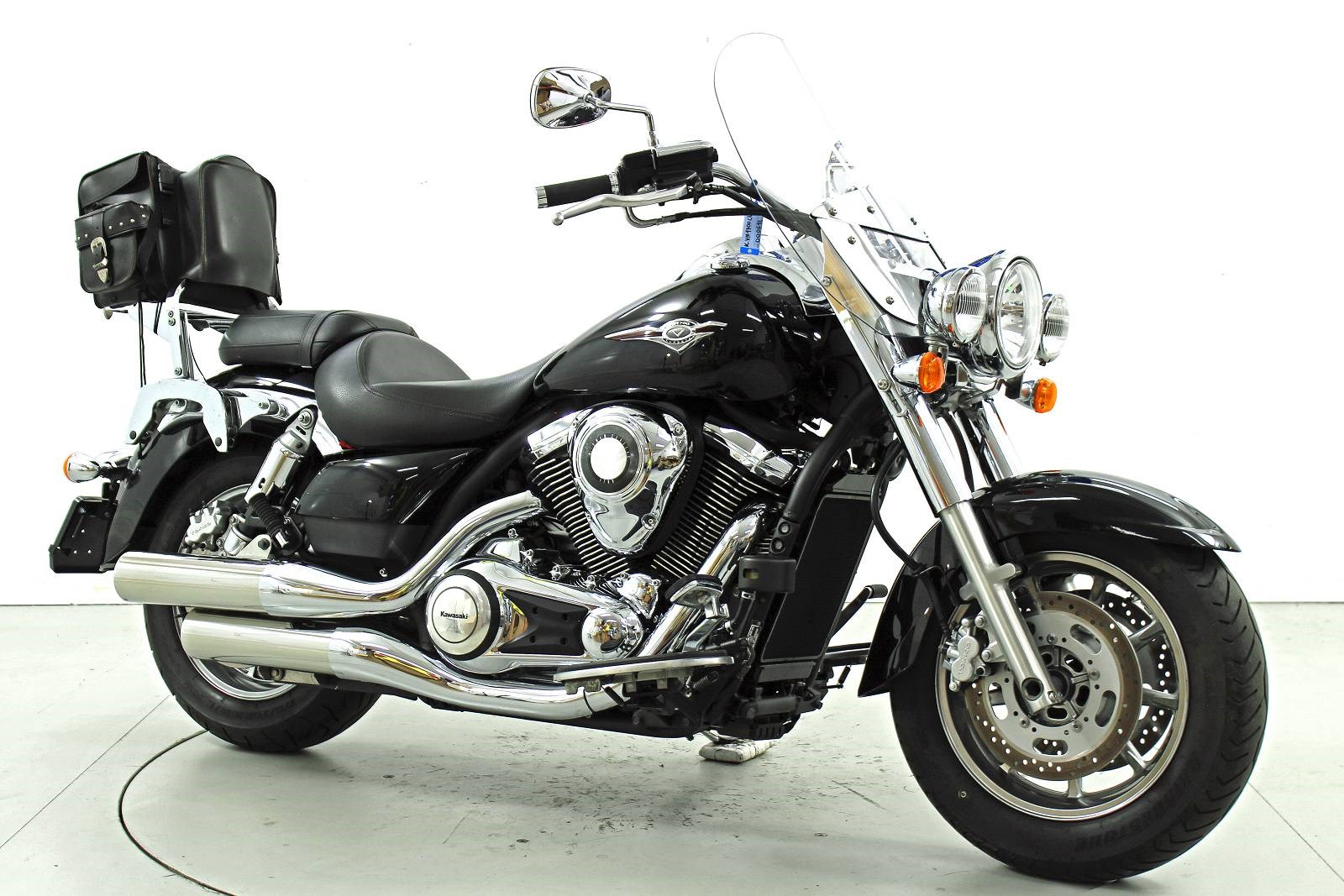 KAWASAKI VN 1700 Classic-showroom-element-1