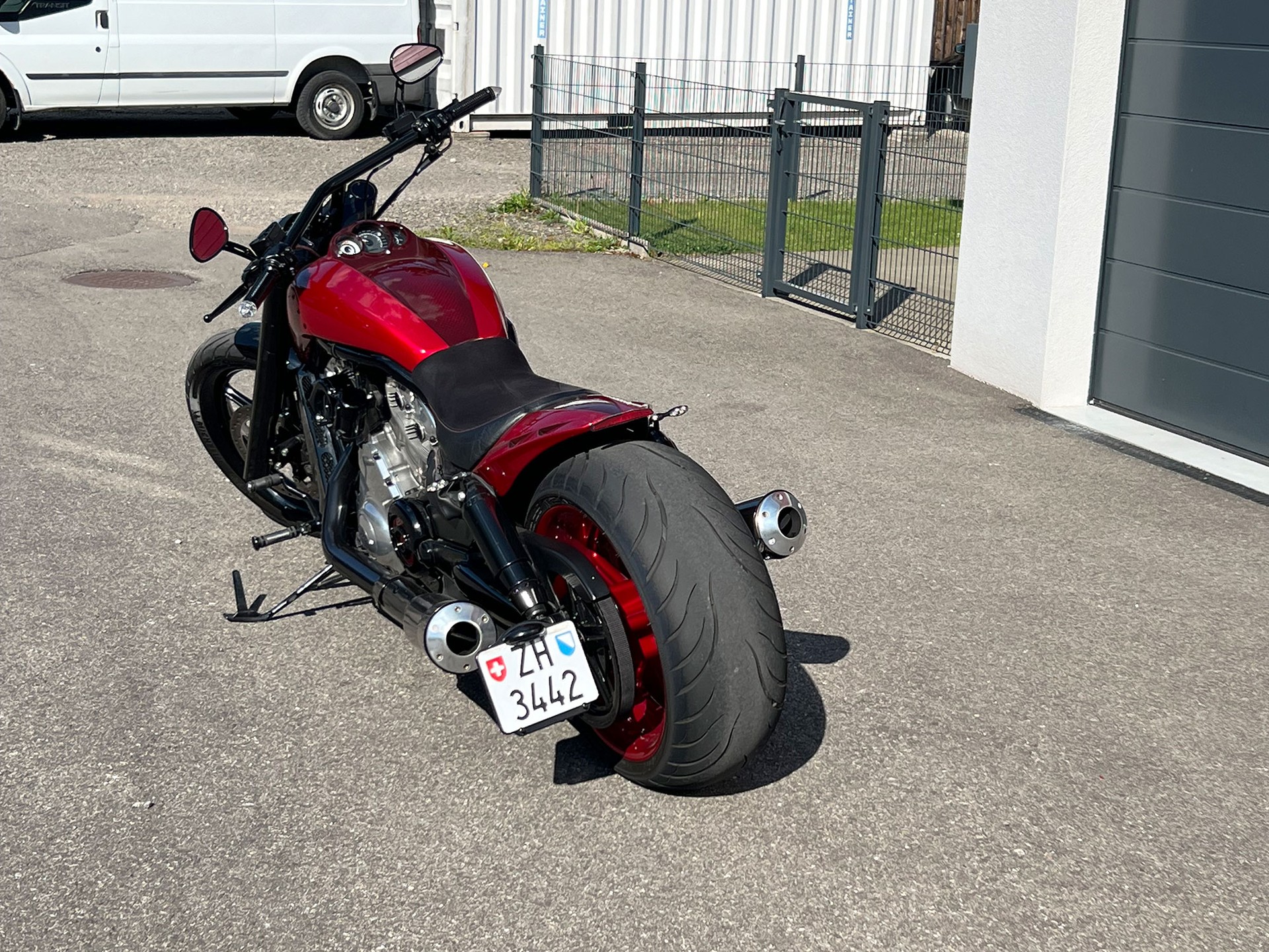 HARLEY-DAVIDSON VRSCF V-Rod Muscle-image-2